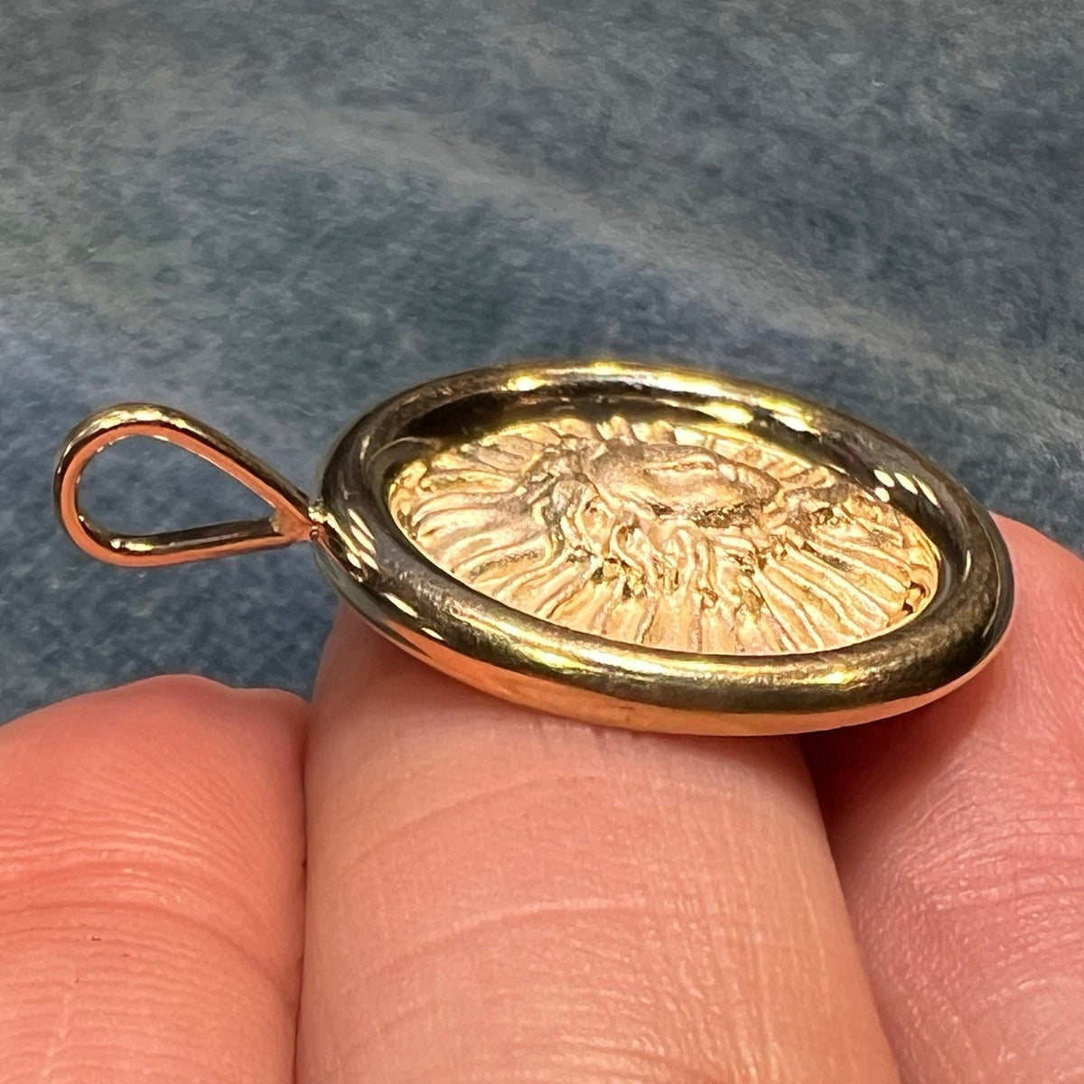 14k Yellow Gold Sun Goddess Medusa Disk Pendant. 1.2" Medallion
