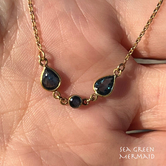14k Yellow Gold Teardrop Natural Blue Sapphire Necklace. Antique