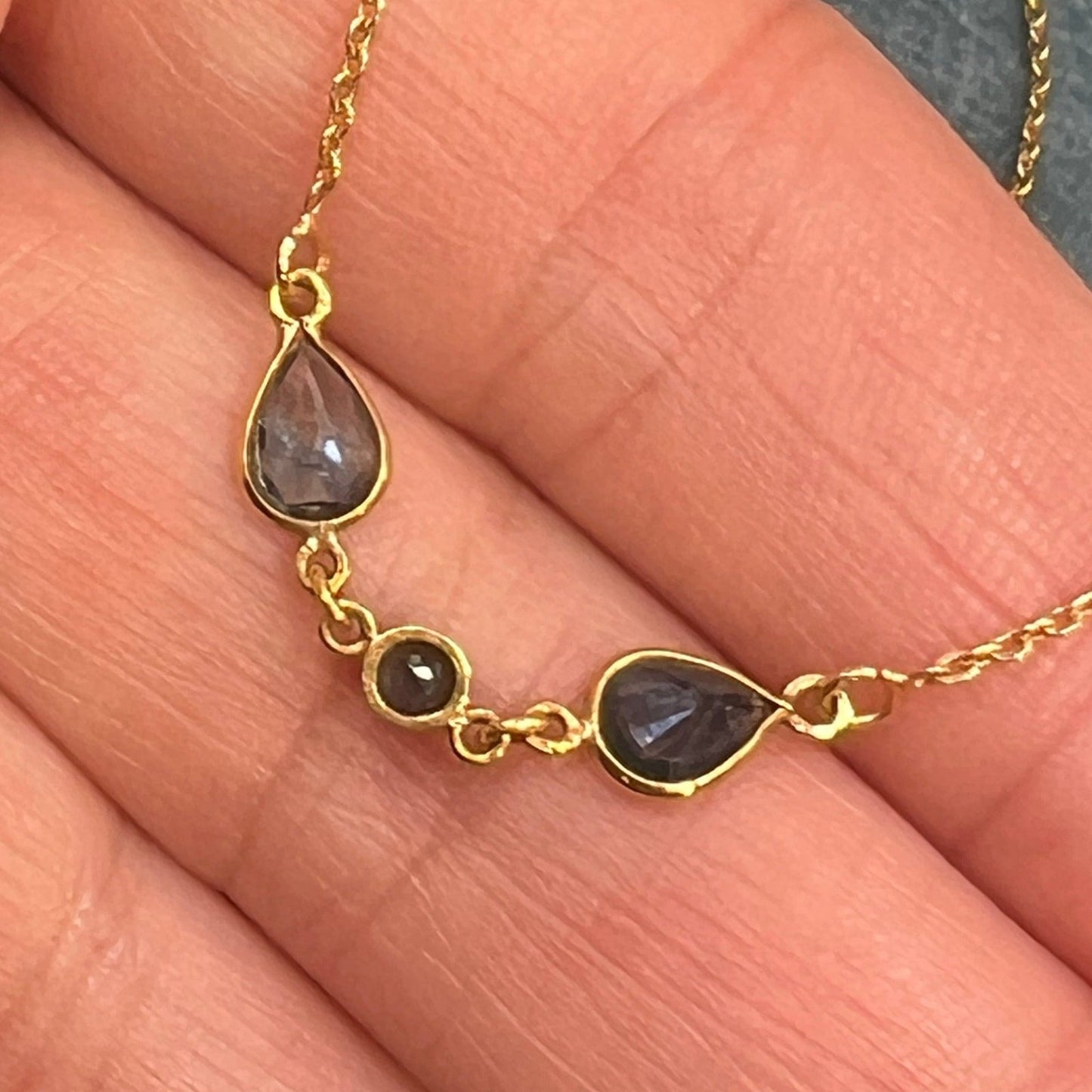 14k Yellow Gold Teardrop Natural Blue Sapphire Necklace. Antique