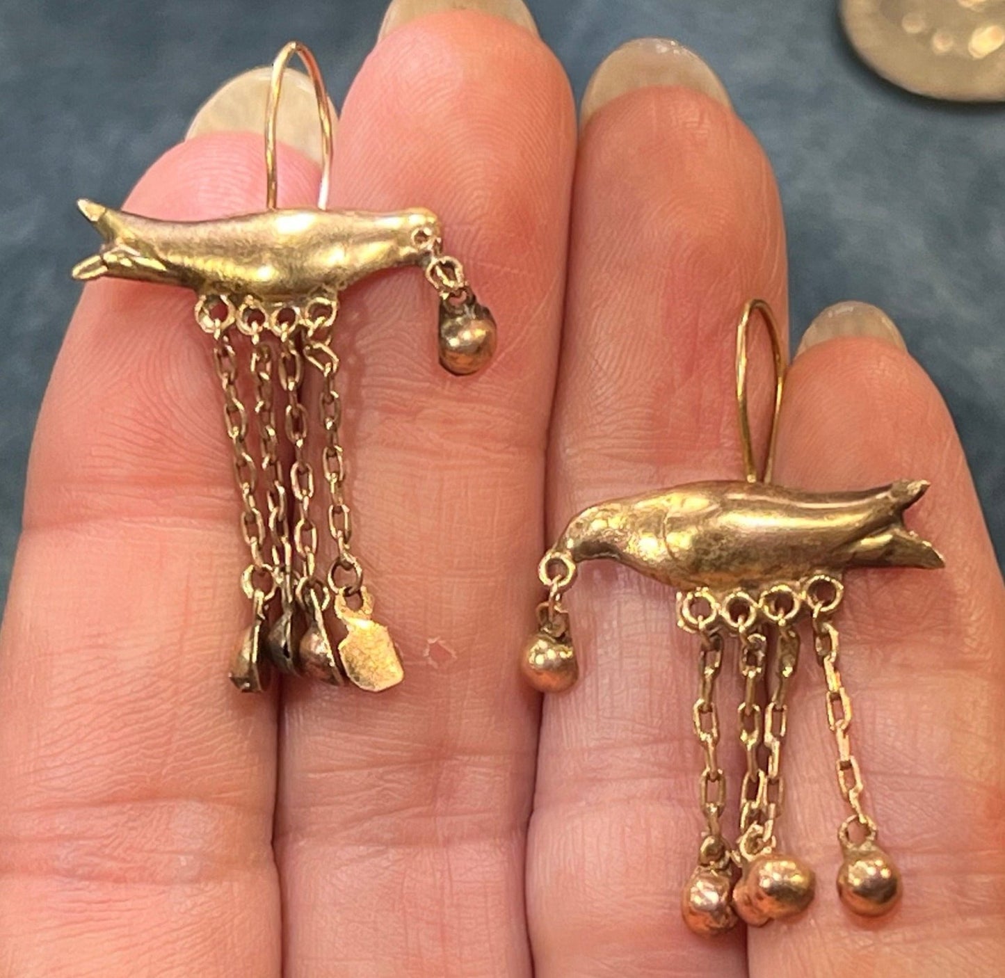 14k Yellow Gold Victorian Messenger Bird Earrings. Dangle Beads