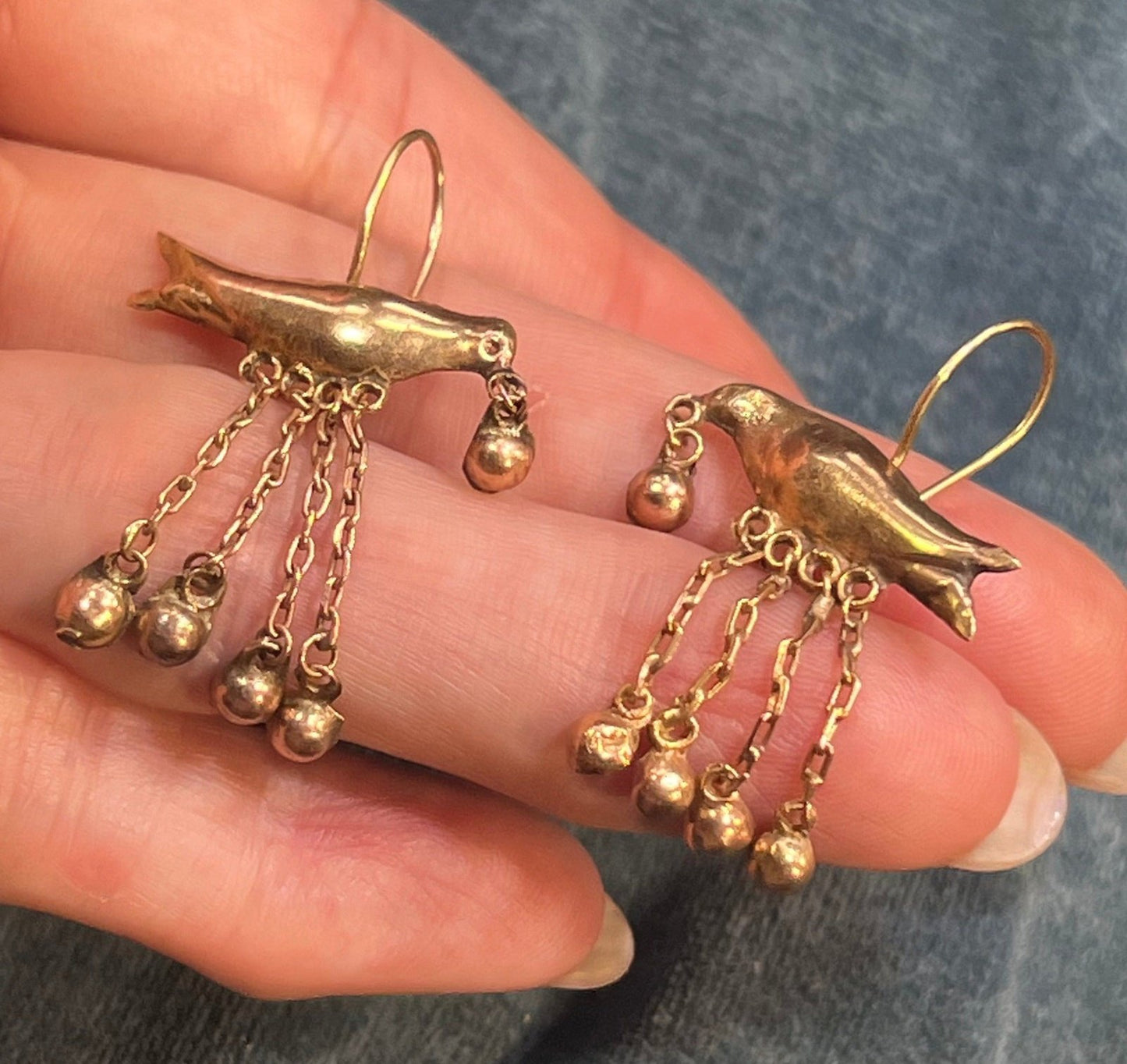 14k Yellow Gold Victorian Messenger Bird Earrings. Dangle Beads