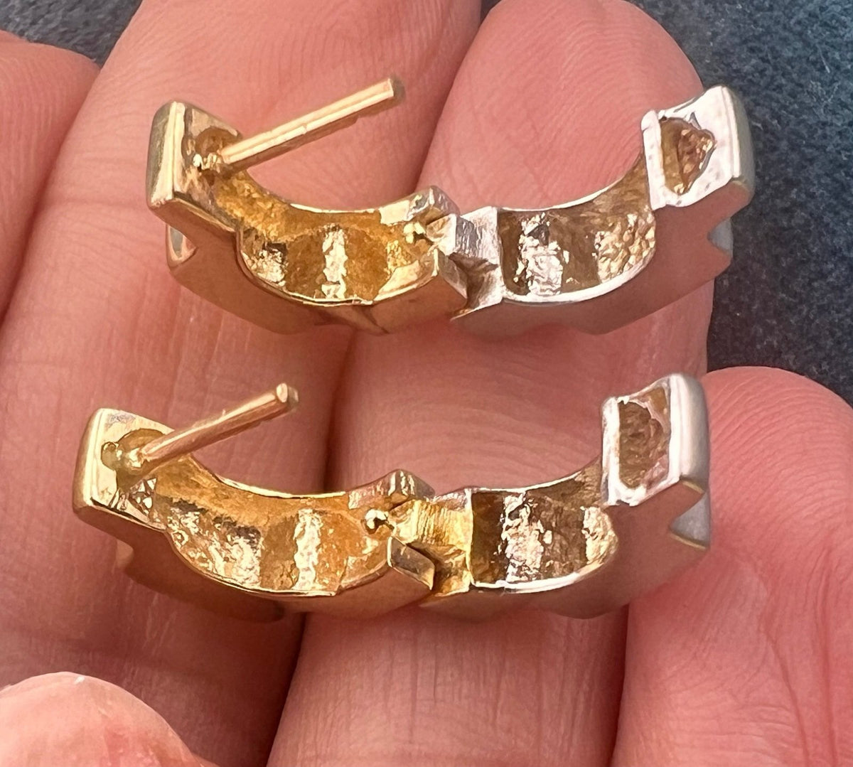 14k Yellow + White Gold Reversible Geometric Huggies Hoop Earrings. 1/2" + 5g