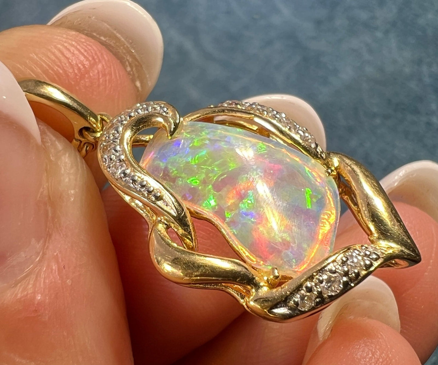 18k Gold Australian FINEST Jelly Opal Pendant w Diamonds *Video*