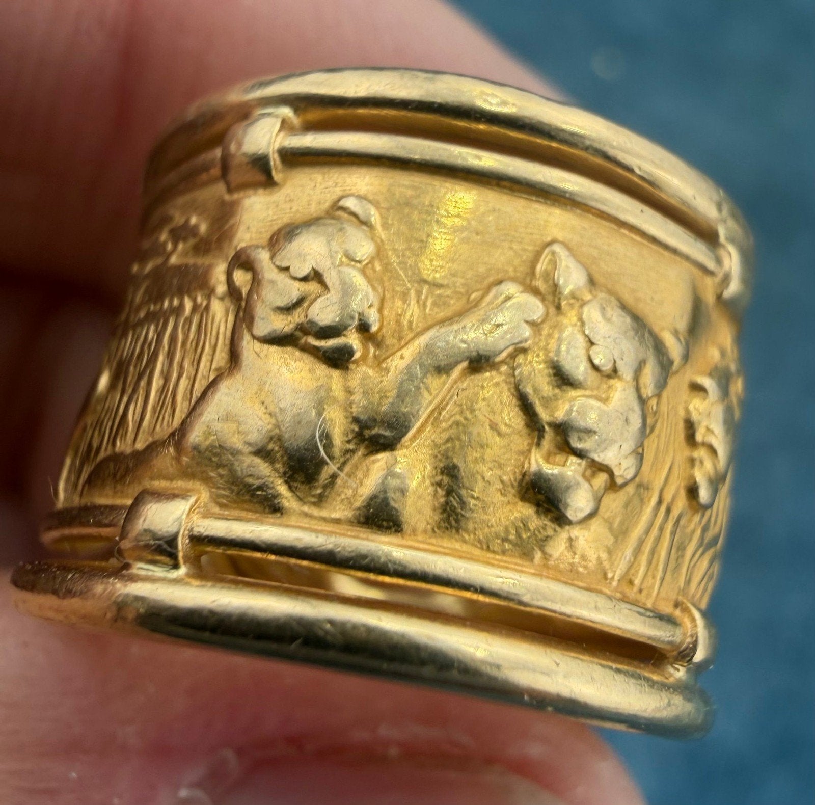18k Gold Carrera e Carrera LIONS + Cubs Family Ring. Wide 1/2" Cigar Band *Video*