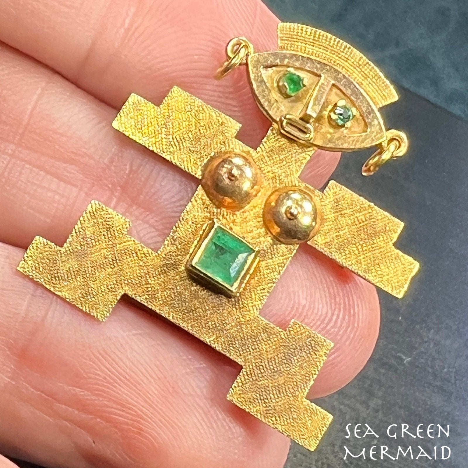 18k Gold Colombian Emerald Incan Fertility Goddess Pendant. Pachamama 1.2"