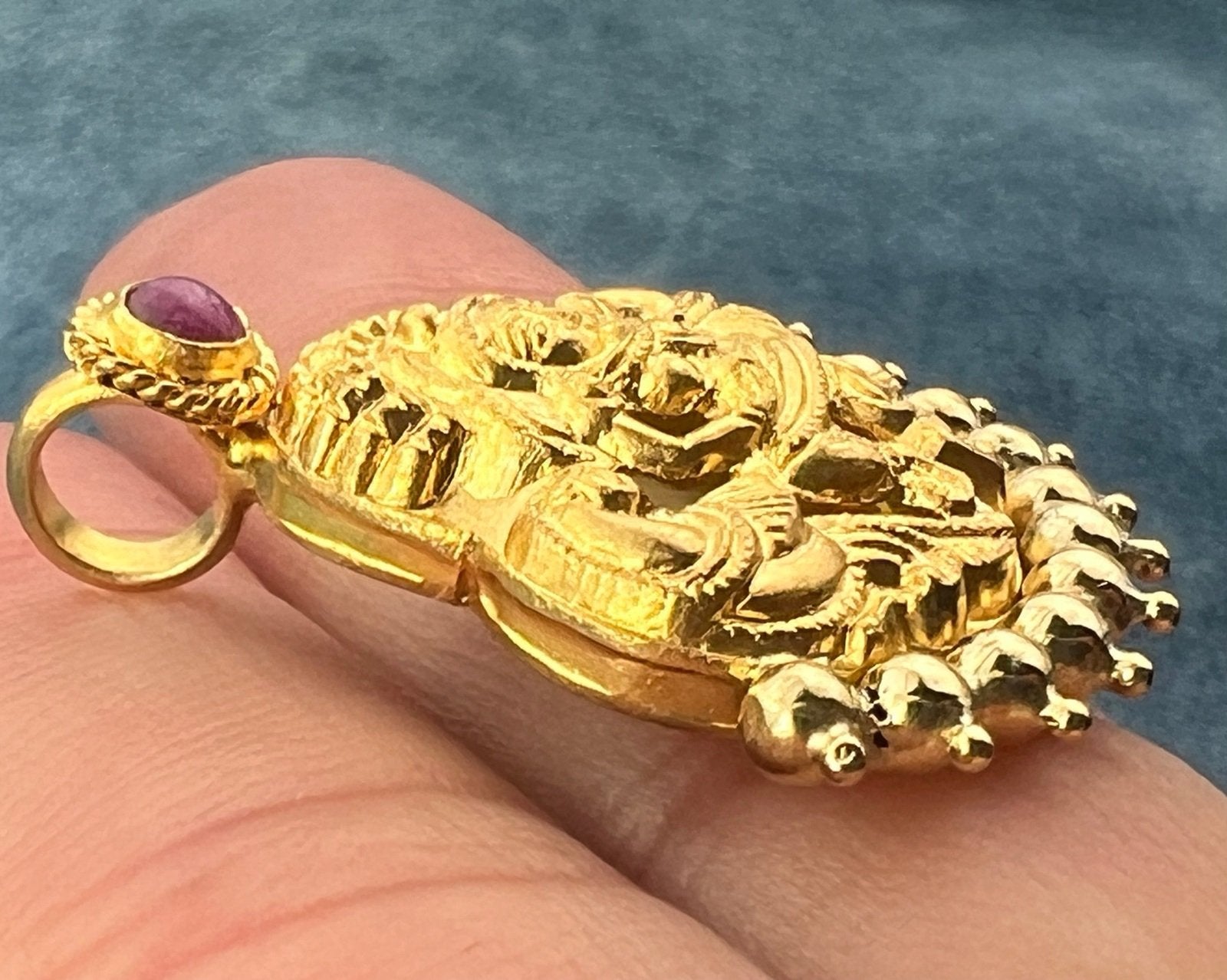 18k Gold Hindu LAKSHMI Prosperity Goddess Pendant w Ruby