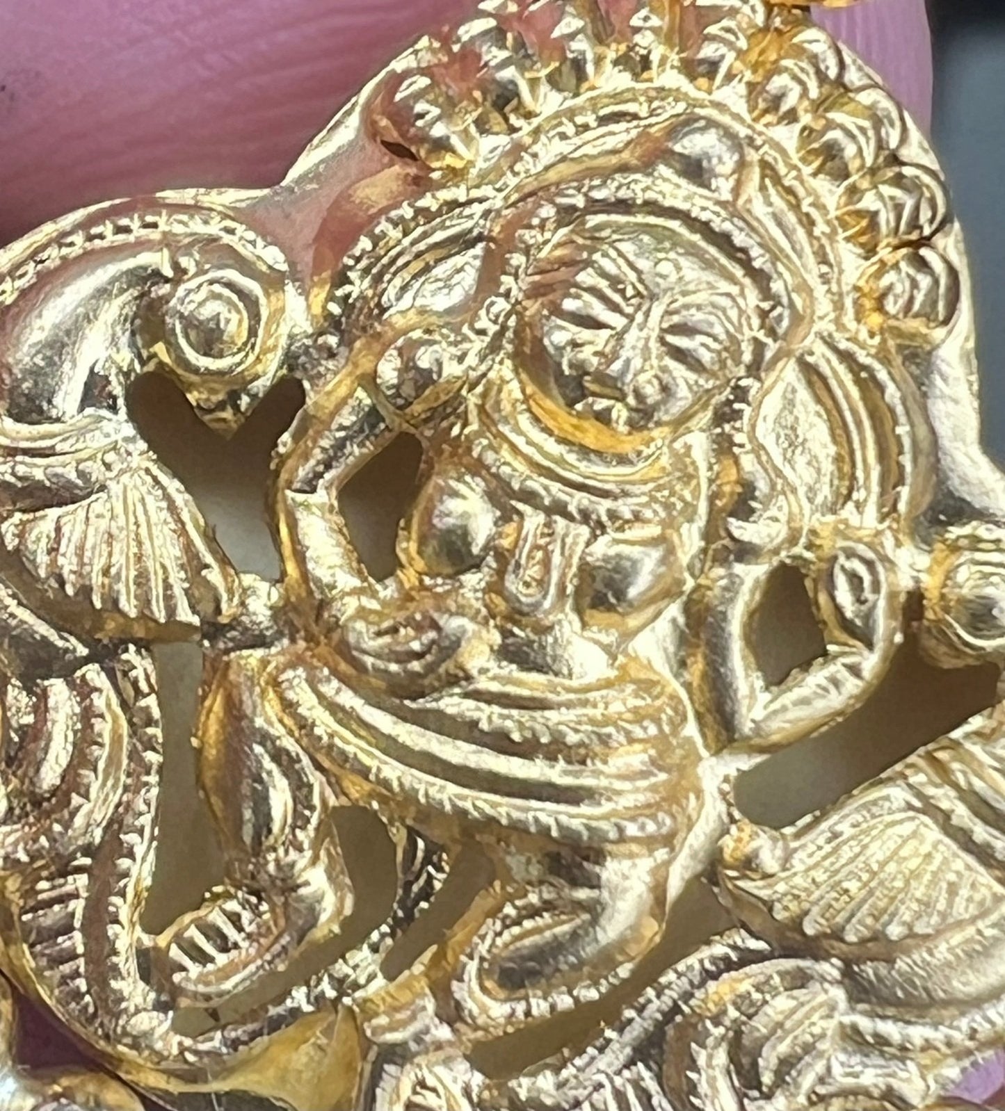 18k Gold Hindu LAKSHMI Prosperity Goddess Pendant w Ruby