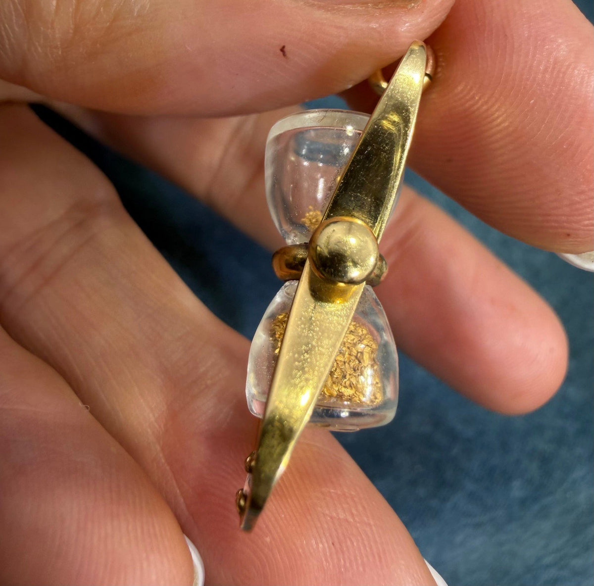 18k Gold Hourglass Timer Pendant w Pear Cut Diamond. 8g 1.2" *Video*