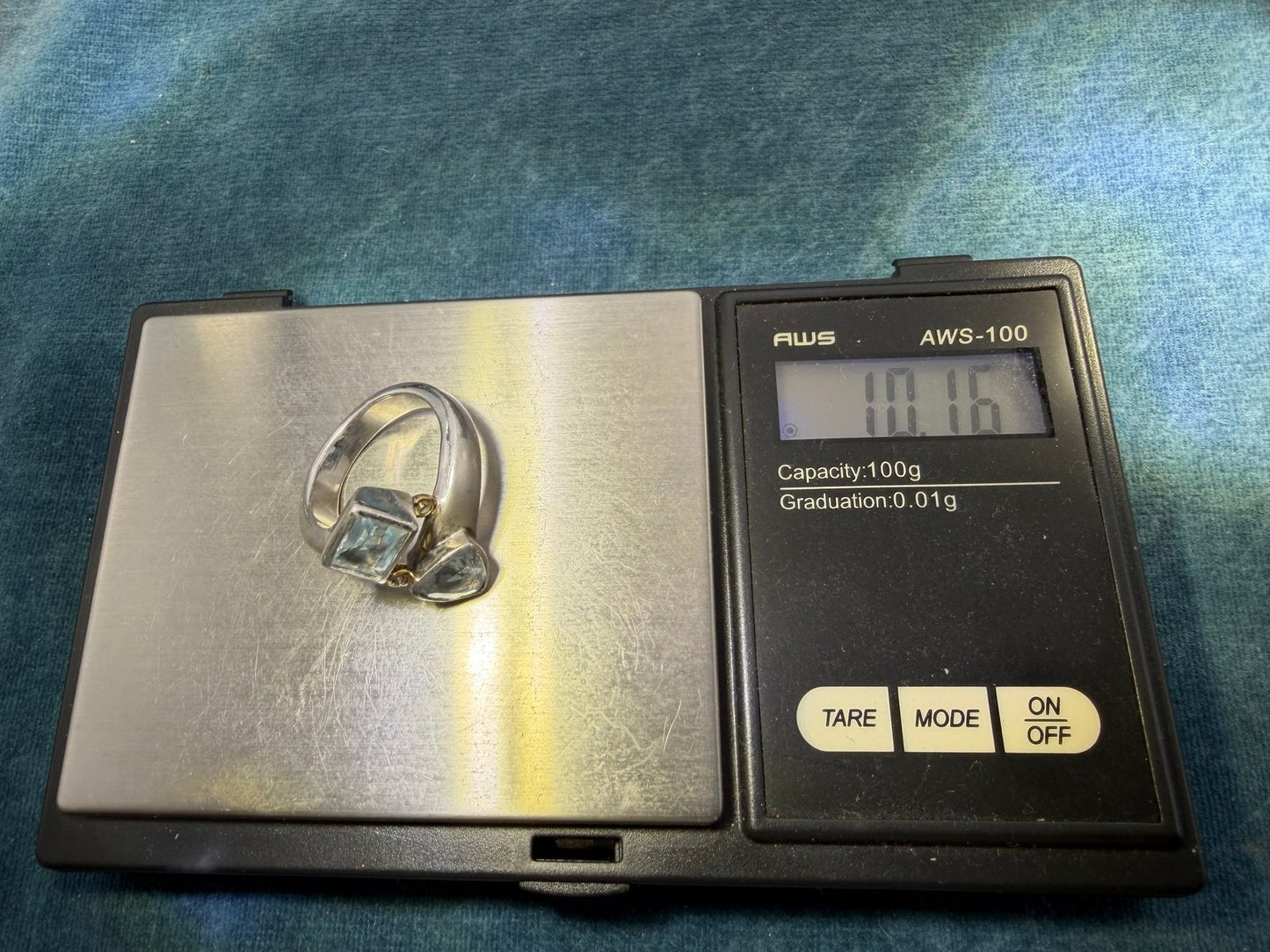 18k Gold + Sterling Silver 2 Aquamarine Ring w Champagne Diamonds. 10g + 3/4"