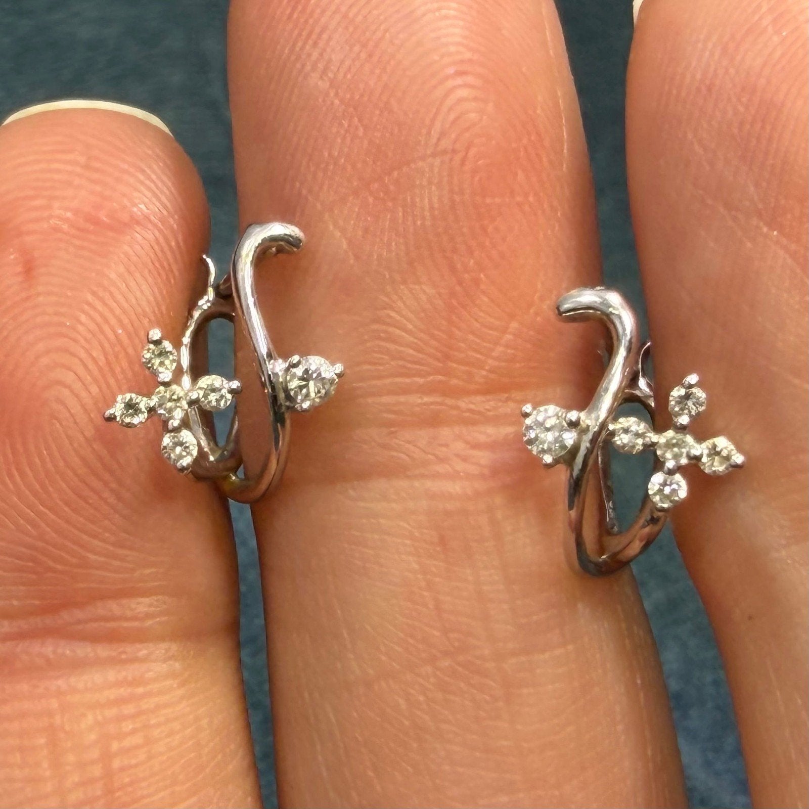 18k White Gold Diamond Flowers Huggies Hoop Earrings. Designer