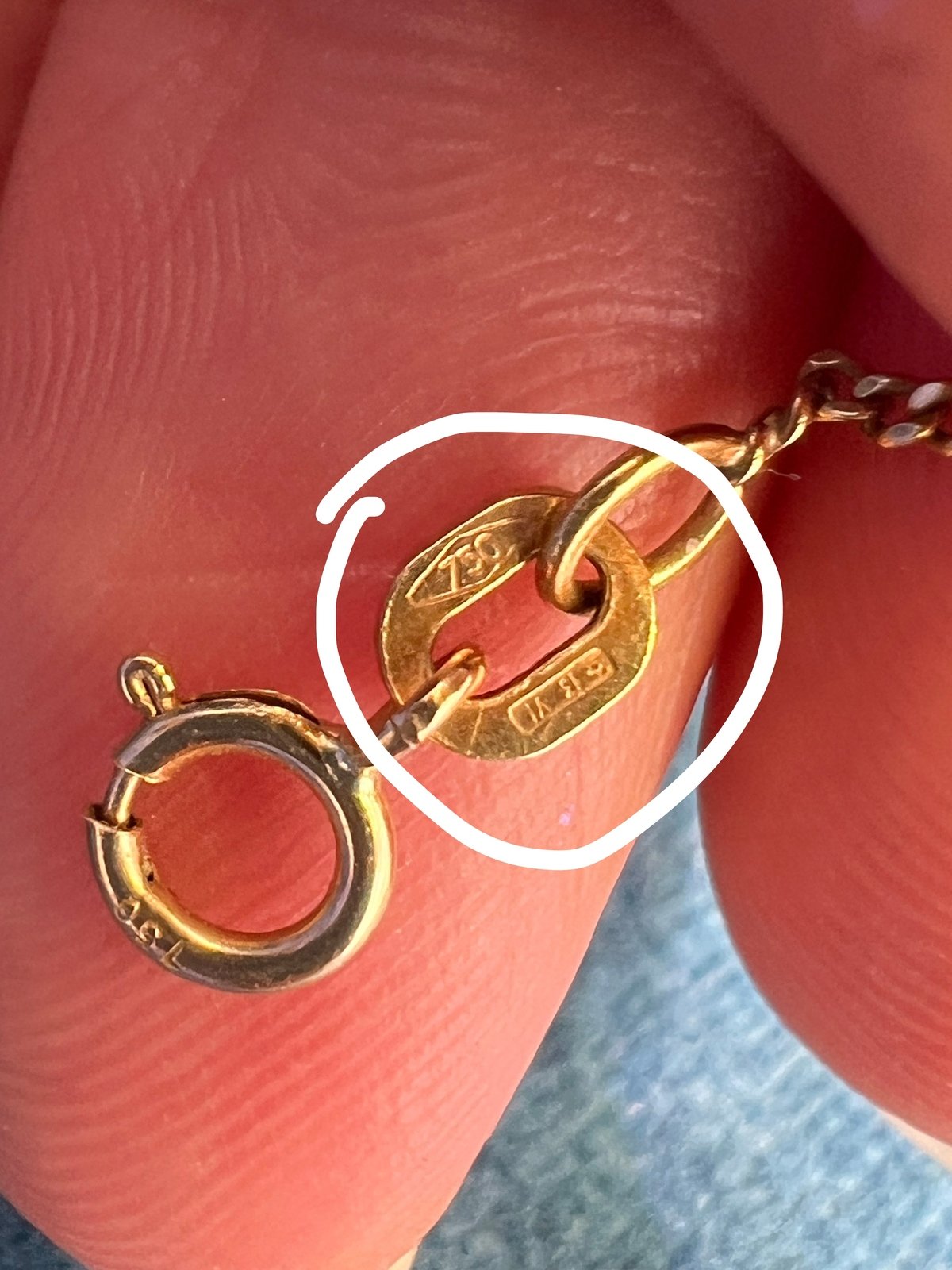 18k Yellow Gold Antique Fancy Diamond Links Chain. 2.5g - H