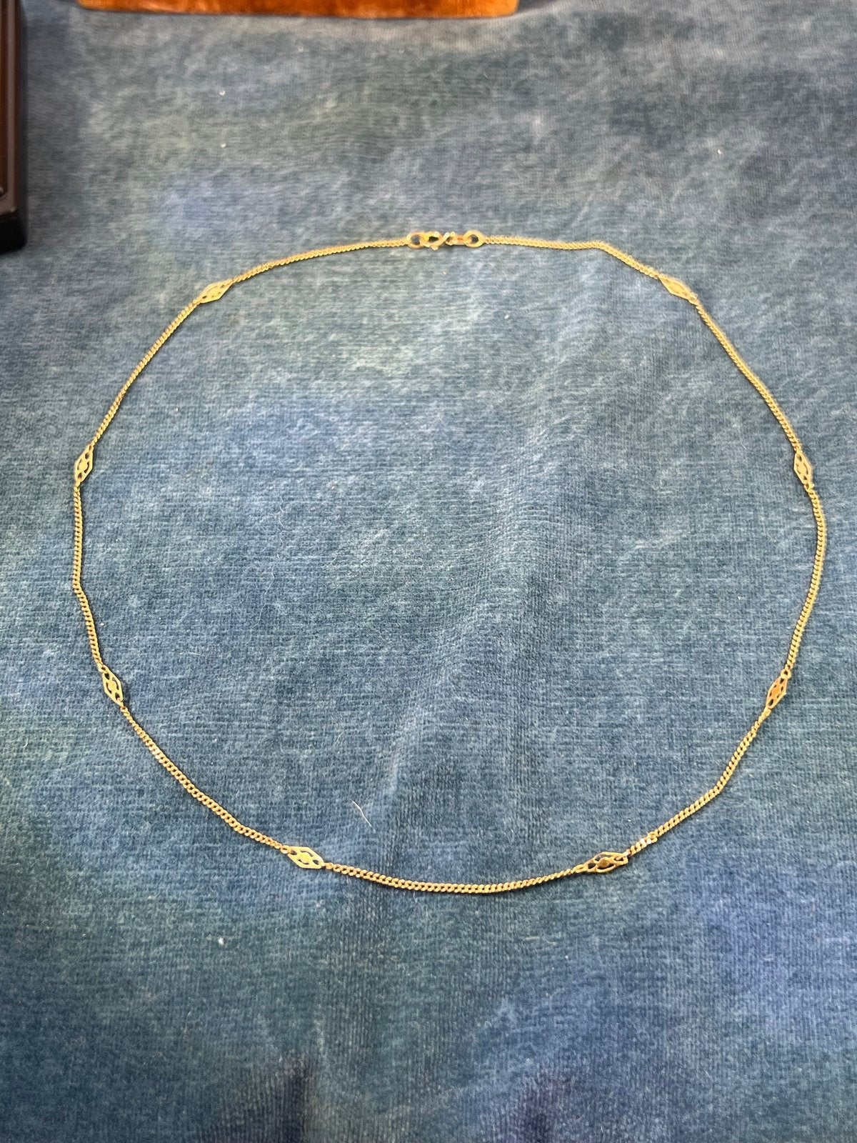 18k Yellow Gold Antique Fancy Diamond Links Chain. 2.5g - H