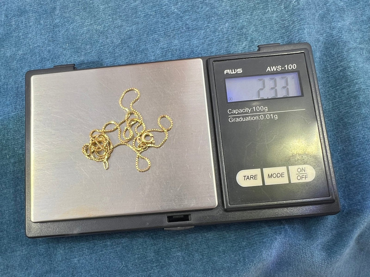 18k Yellow Gold Box Chain. 2.3g - N