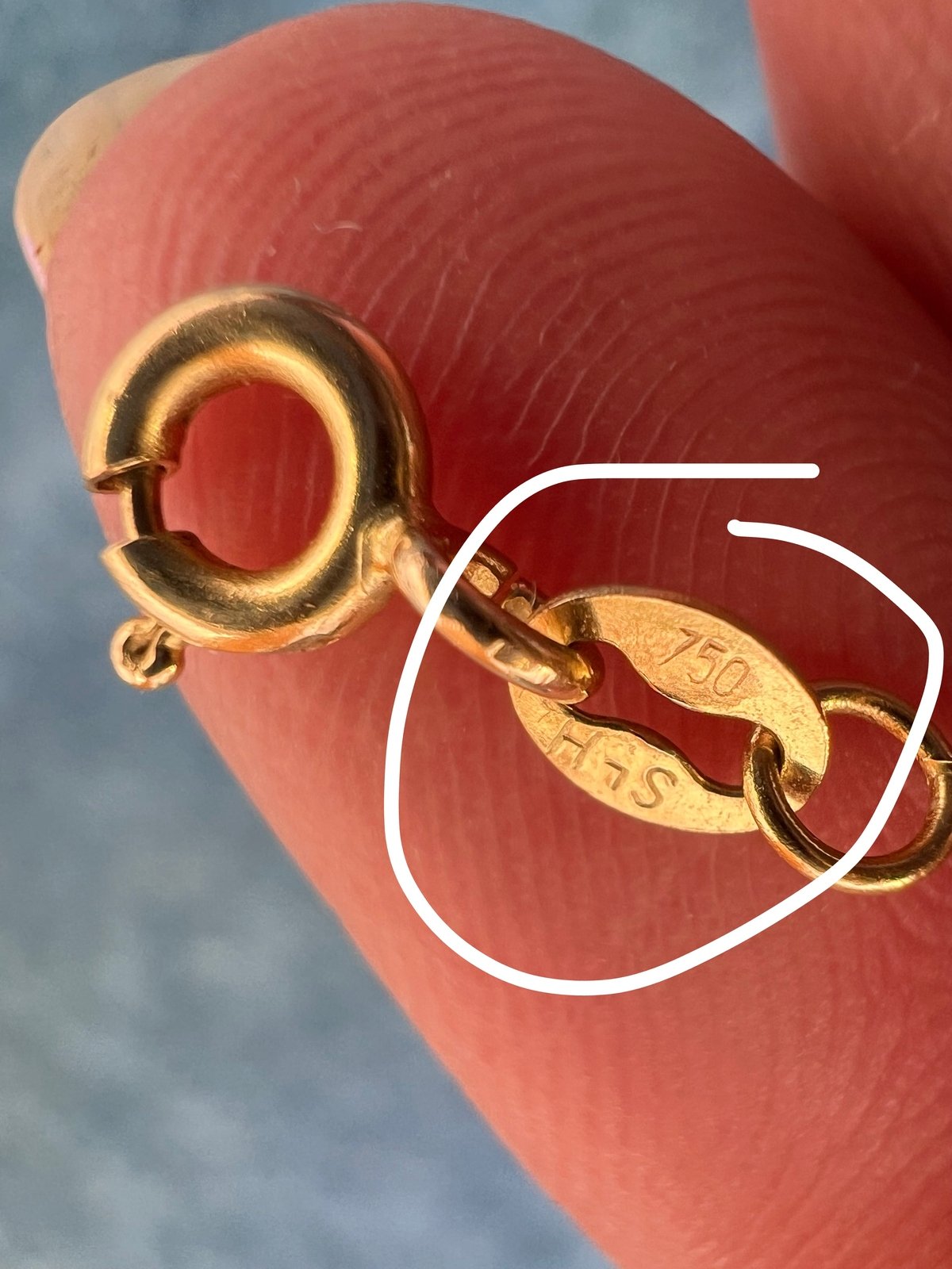18k Yellow Gold Box Chain. 2.3g - N