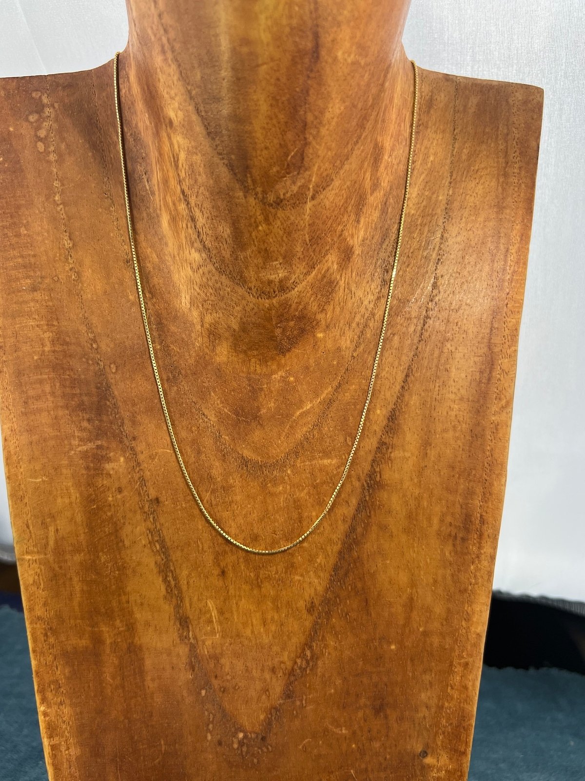 18k Yellow Gold Box Chain. 2.3g - N