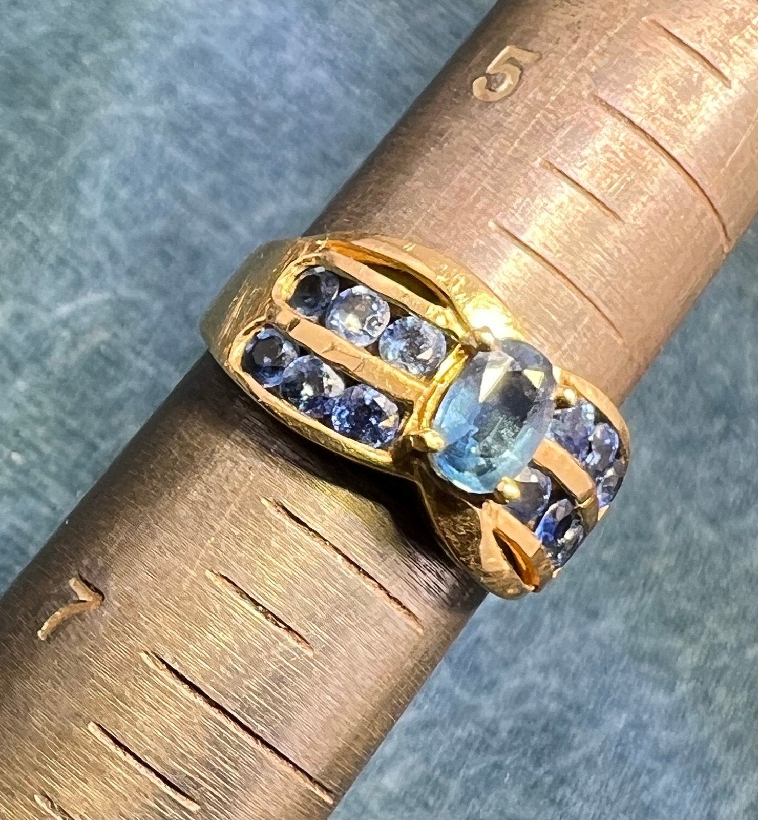 18k Yellow Gold Natural Ceylon Blue Sapphire Ring. Wide Band
