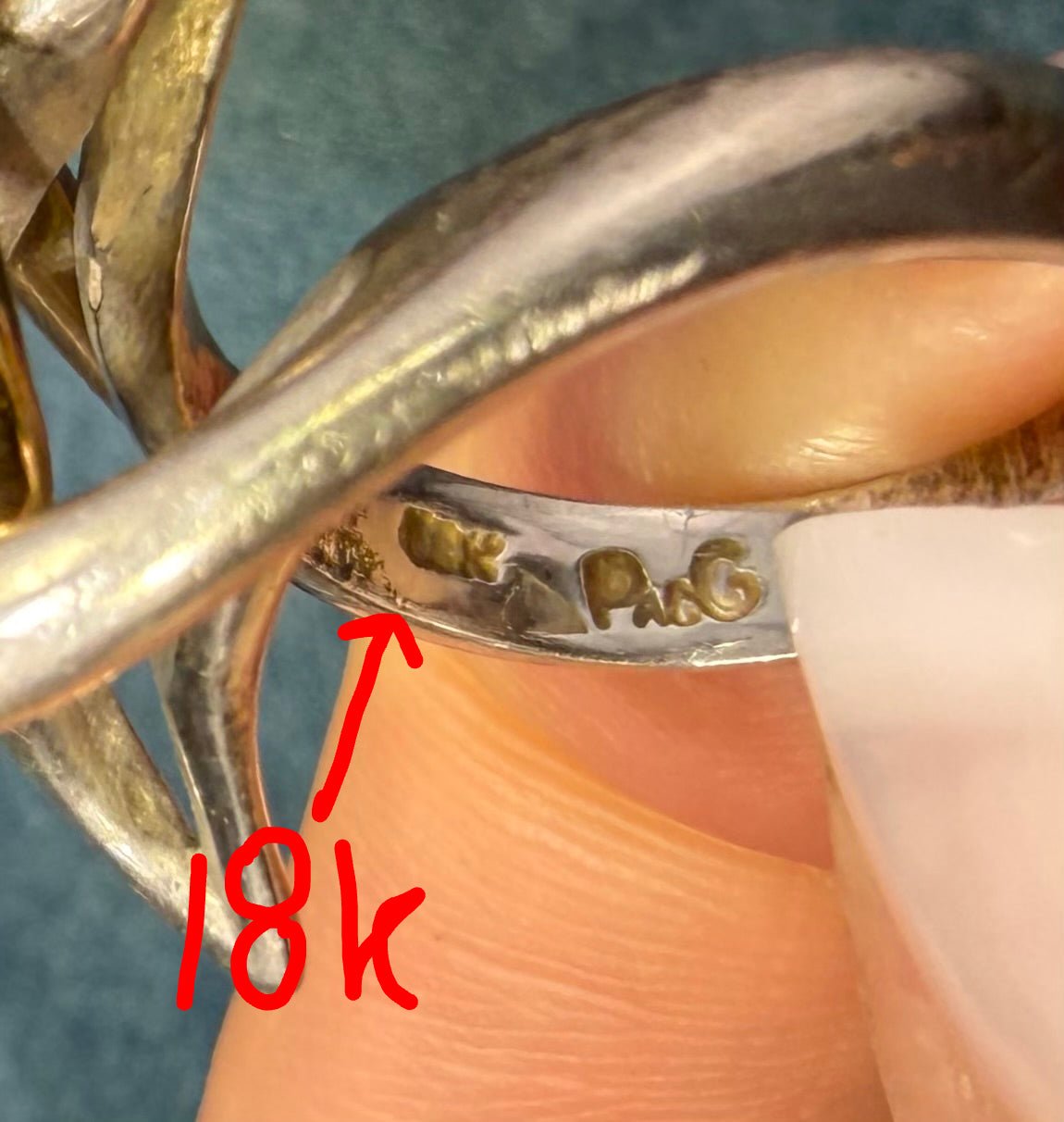 18k Yellow Gold + Silver Love Knot Ring. 3/4" + 7.6g Designer