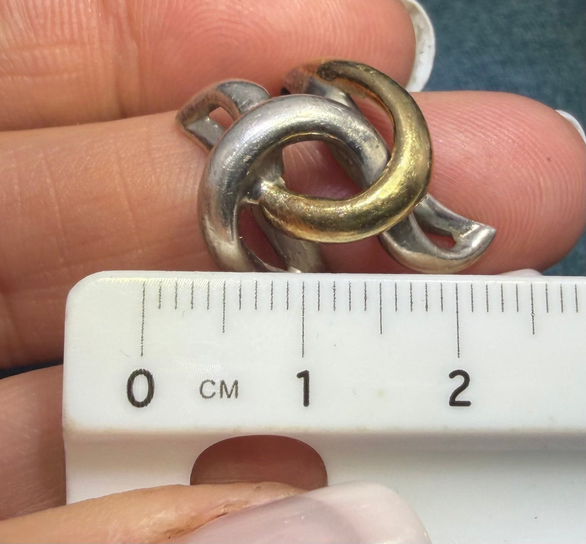 18k Yellow Gold + Silver Love Knot Ring. 3/4" + 7.6g Designer