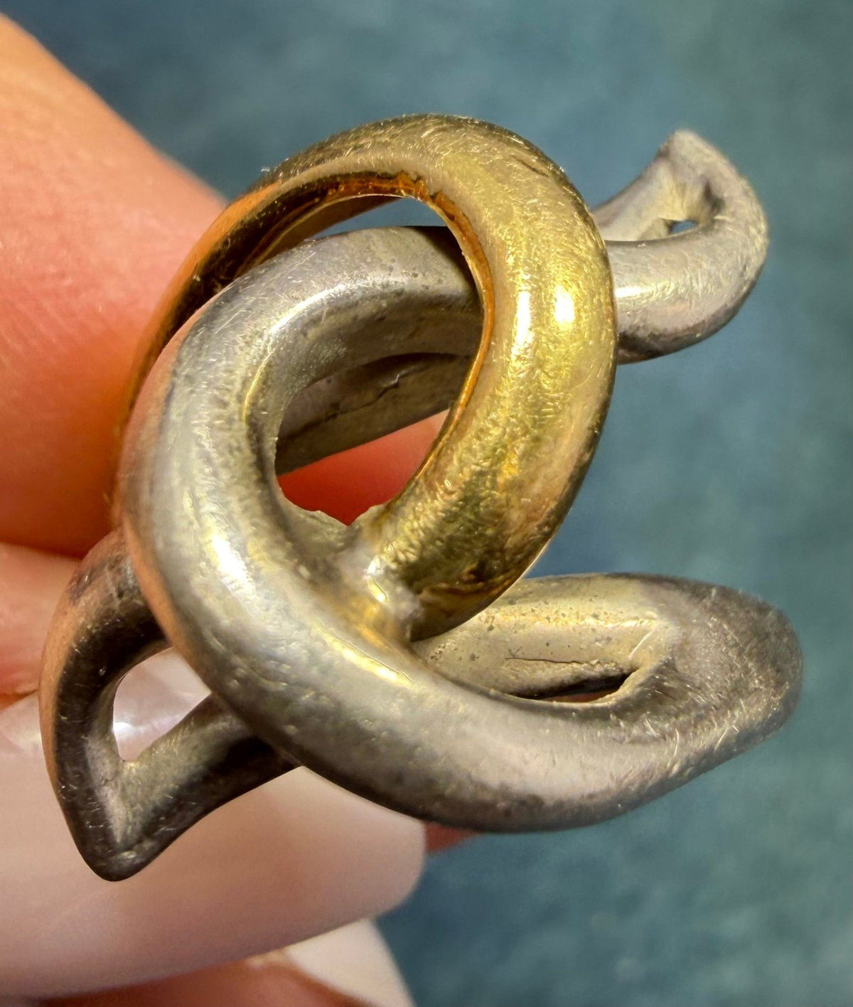 18k Yellow Gold + Silver Love Knot Ring. 3/4" + 7.6g Designer