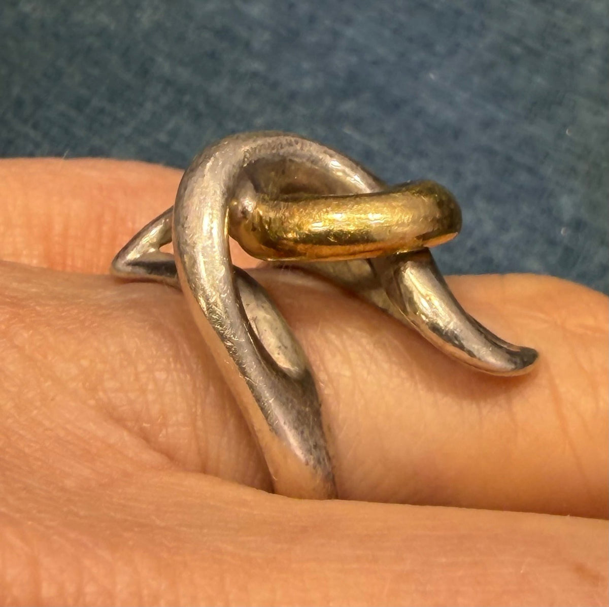 18k Yellow Gold + Silver Love Knot Ring. 3/4" + 7.6g Designer