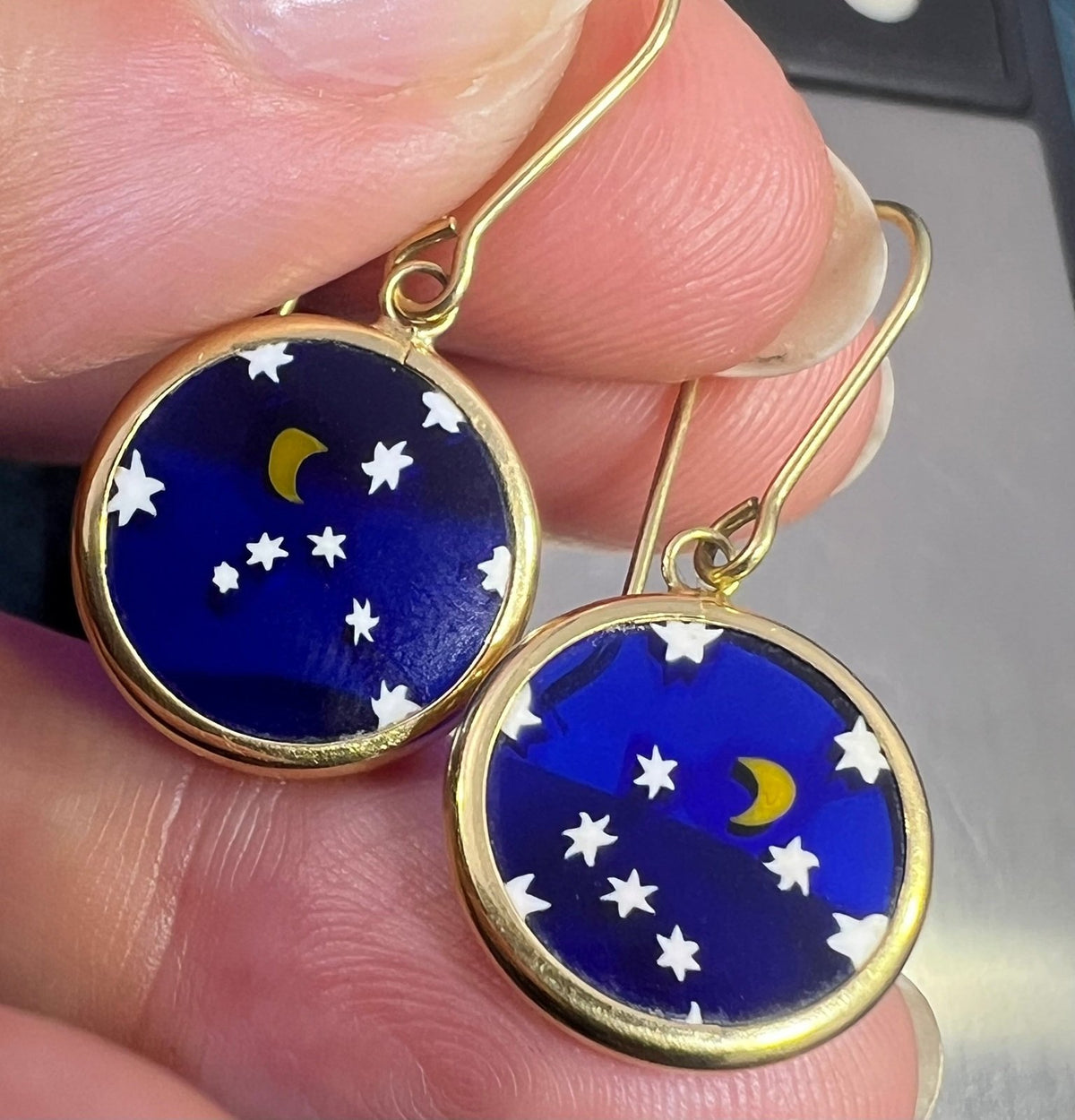 18k Yellow Gold Starry Night Murano Crescent Moon Glass Earrings