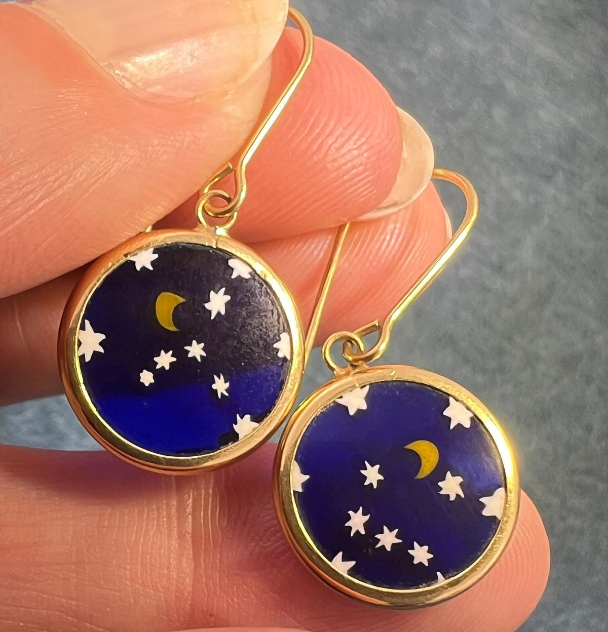 18k Yellow Gold Starry Night Murano Crescent Moon Glass Earrings