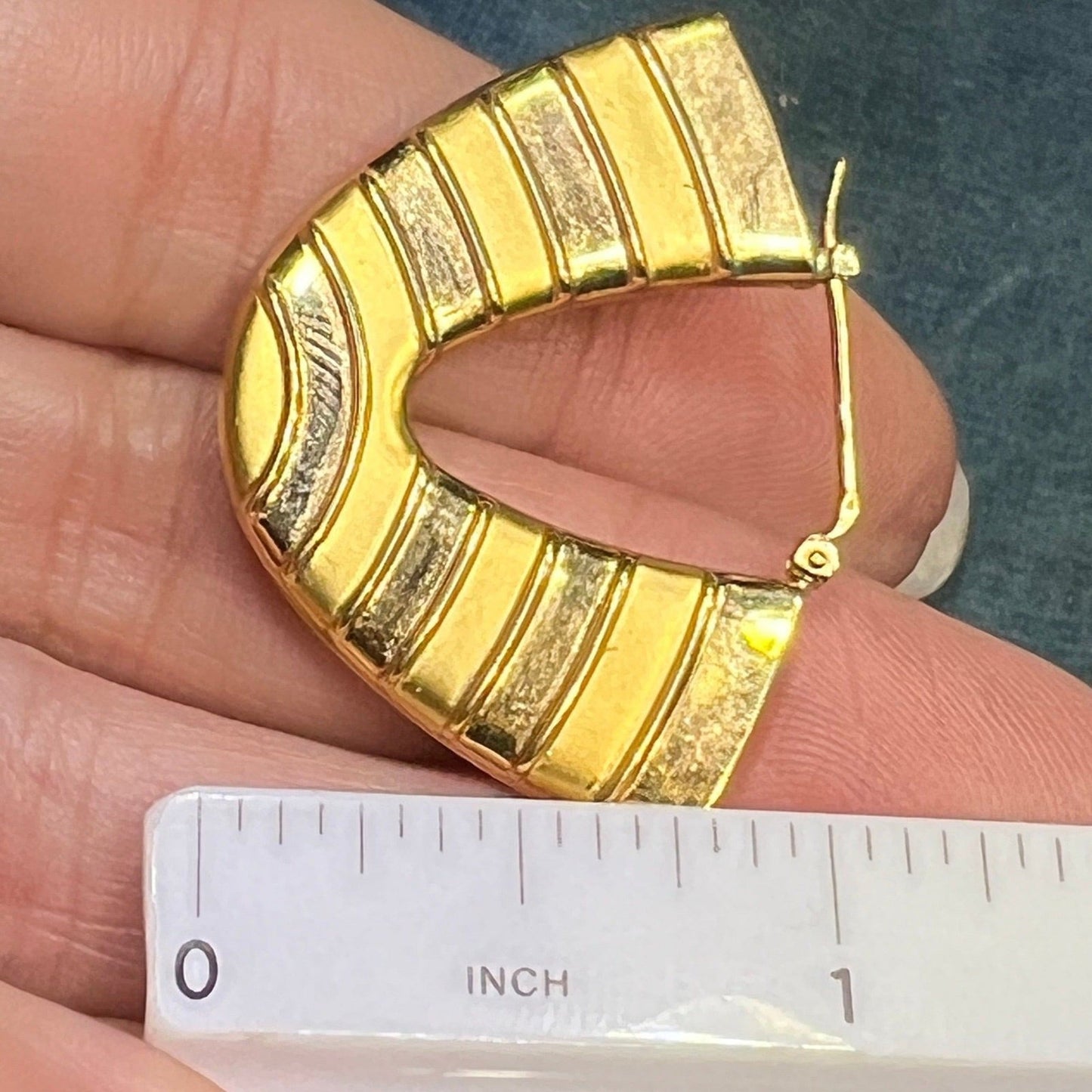 18k Yellow Gold Wide U Hoop Earrings. 1.25". Designer