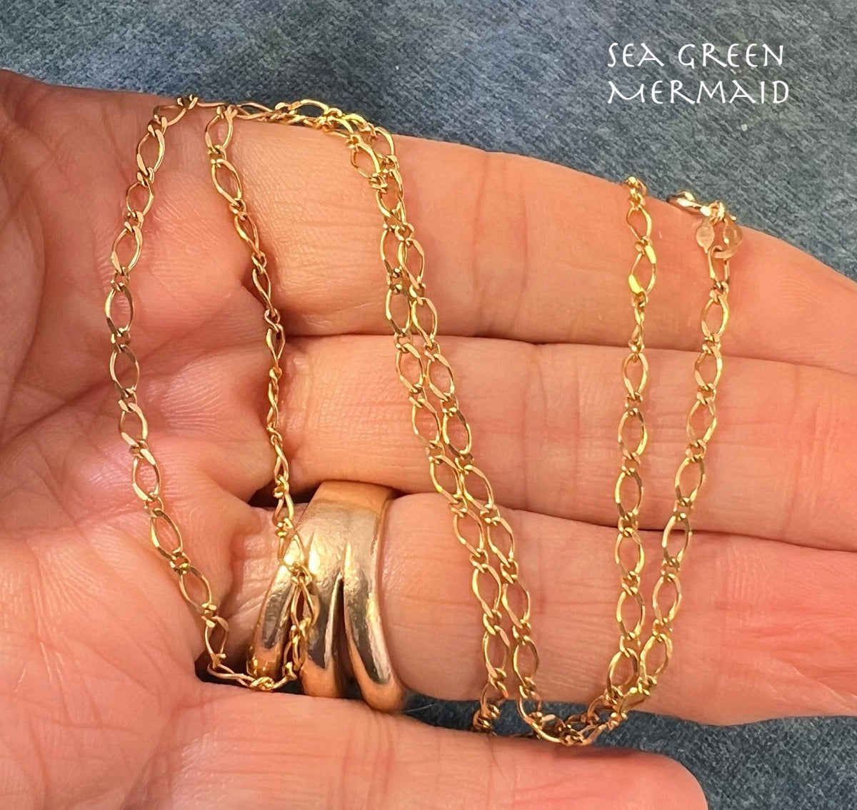 9 - 10k Yellow Gold Figaro Chain. 2.5mm + 2.7g + 17" - C