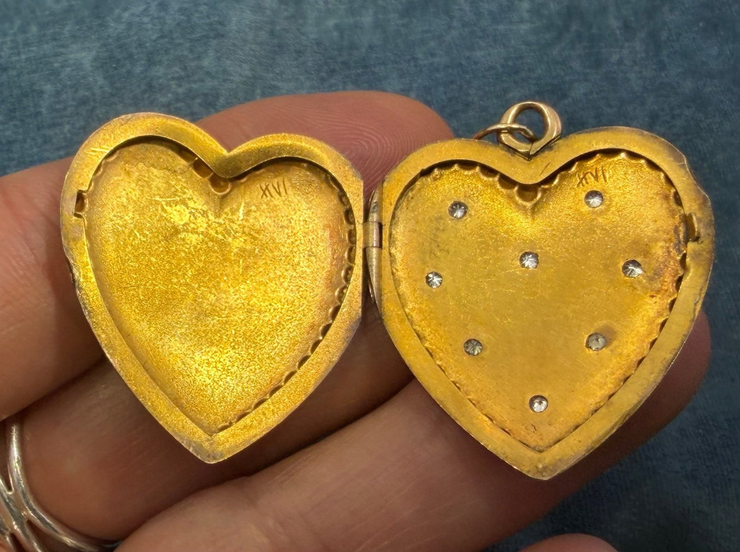 9k Gold Heart Locket Pendant w Gypsy Set Diamonds. XL 8g + 1.2" *Video*