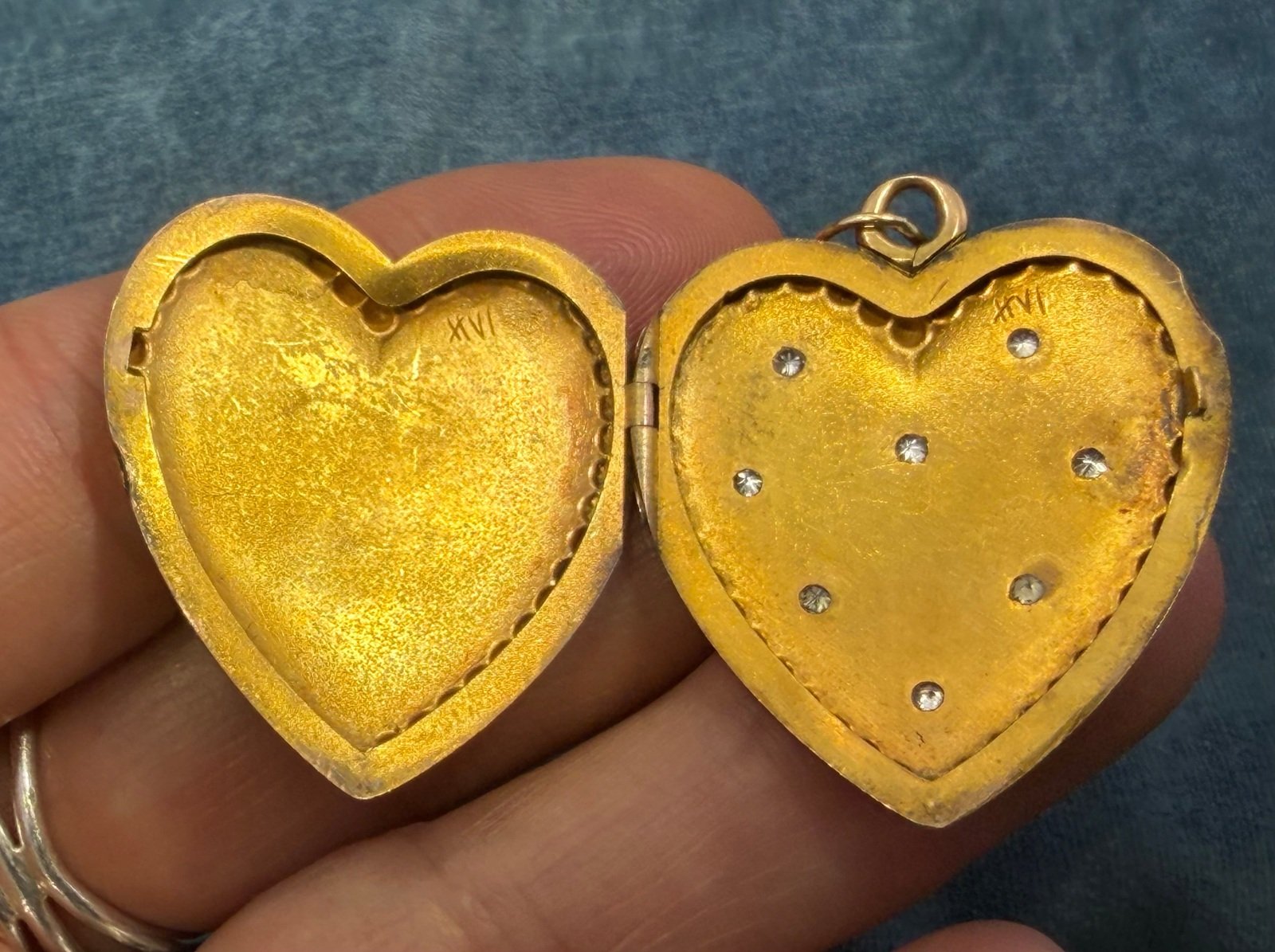 9k Gold Heart Locket Pendant w Gypsy Set Diamonds. XL 8g + 1.2" *Video*