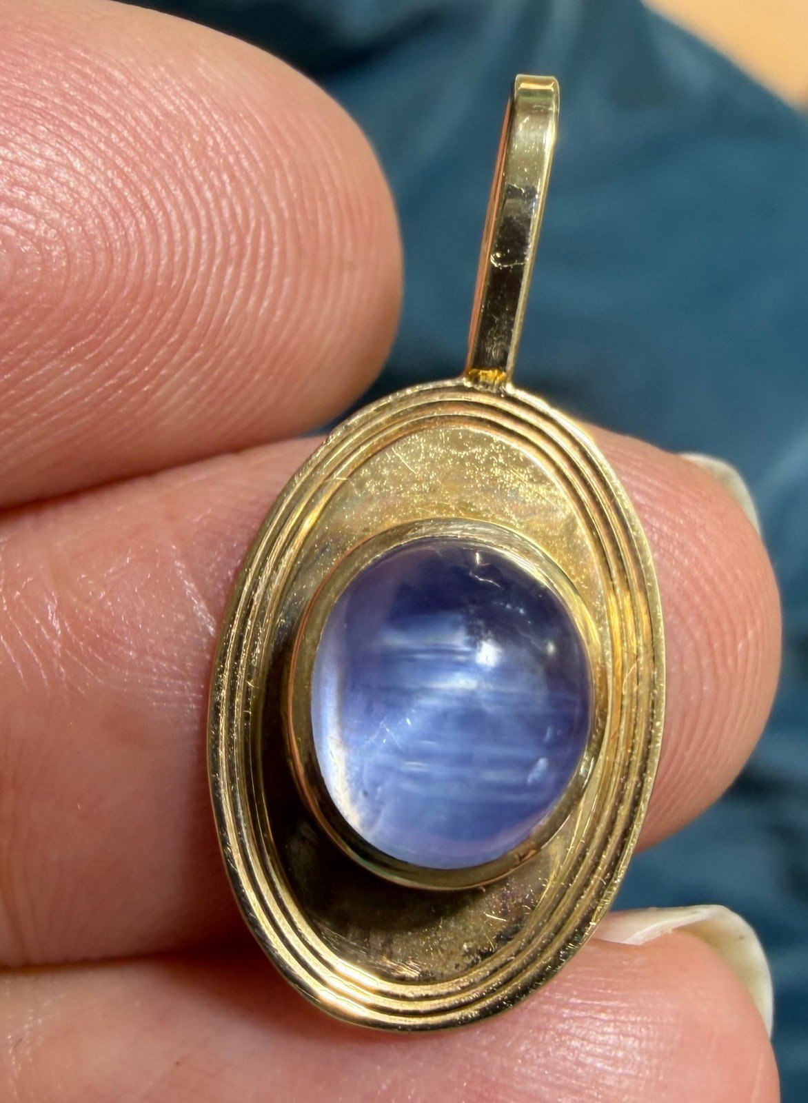9k Gold Lavender Blue Star Sapphire Antique 1" Pendant w 14k Bail *Video*