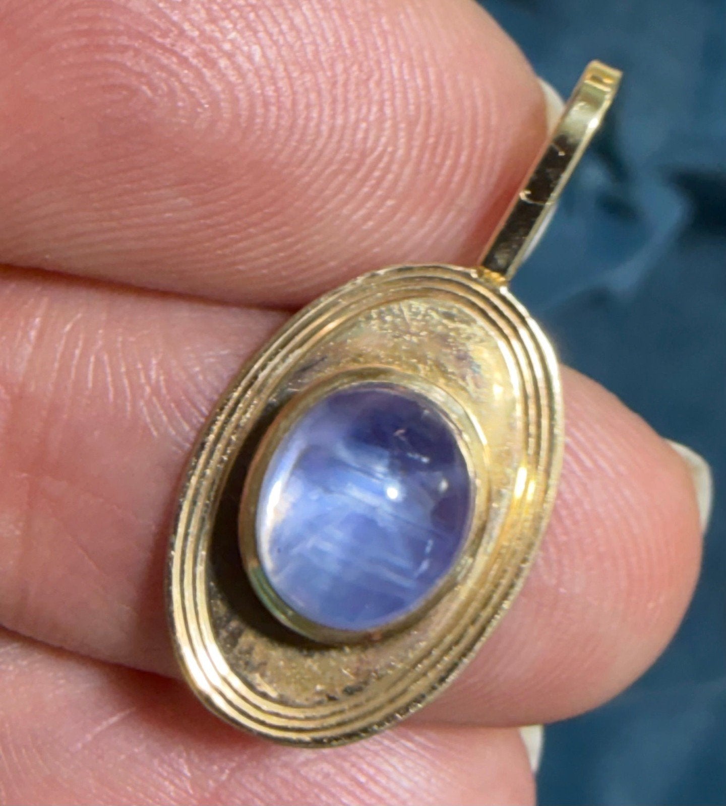 9k Gold Lavender Blue Star Sapphire Antique 1" Pendant w 14k Bail *Video*