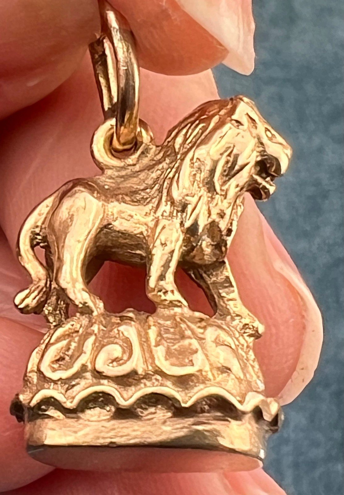 9k tests 10k Gold Standing Lion Pendant. Victorian Watch Fob 1" + 6.7g *Video*