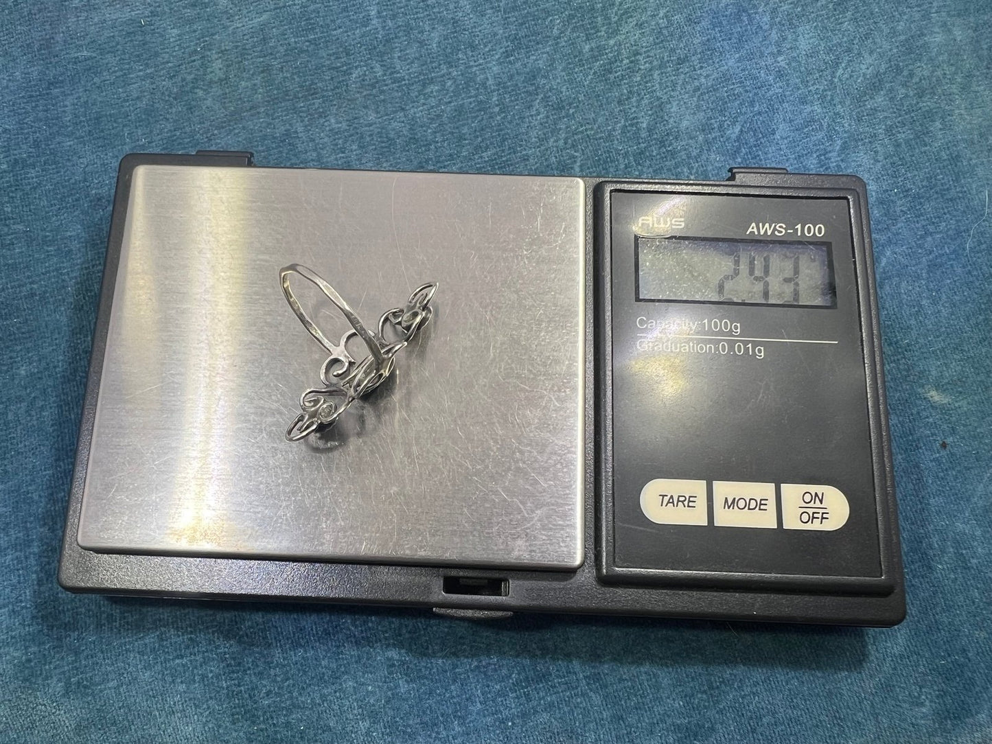 Australian Opal + Onyx 1" Wide Silver Filigree Ring Band. Navette