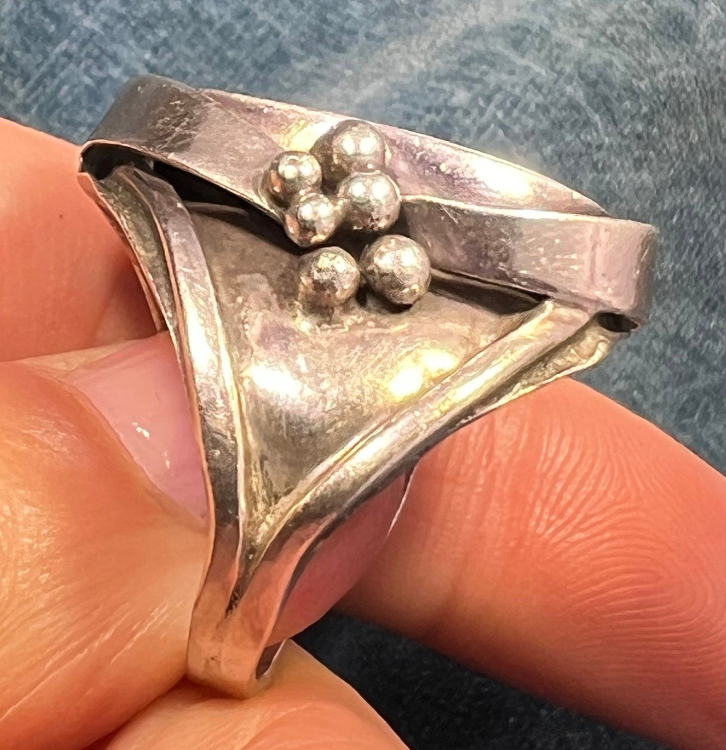 Australian Opal Ring in Old Pawn Sterling Silver. 1" + 10g *Video*