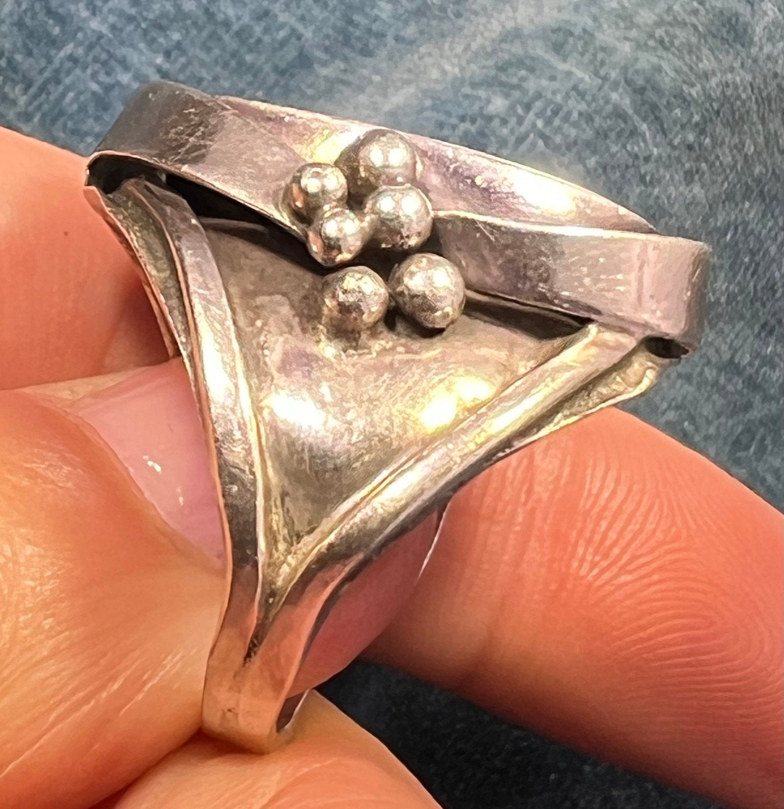 Australian Opal Ring in Old Pawn Sterling Silver. 1" + 10g *Video*