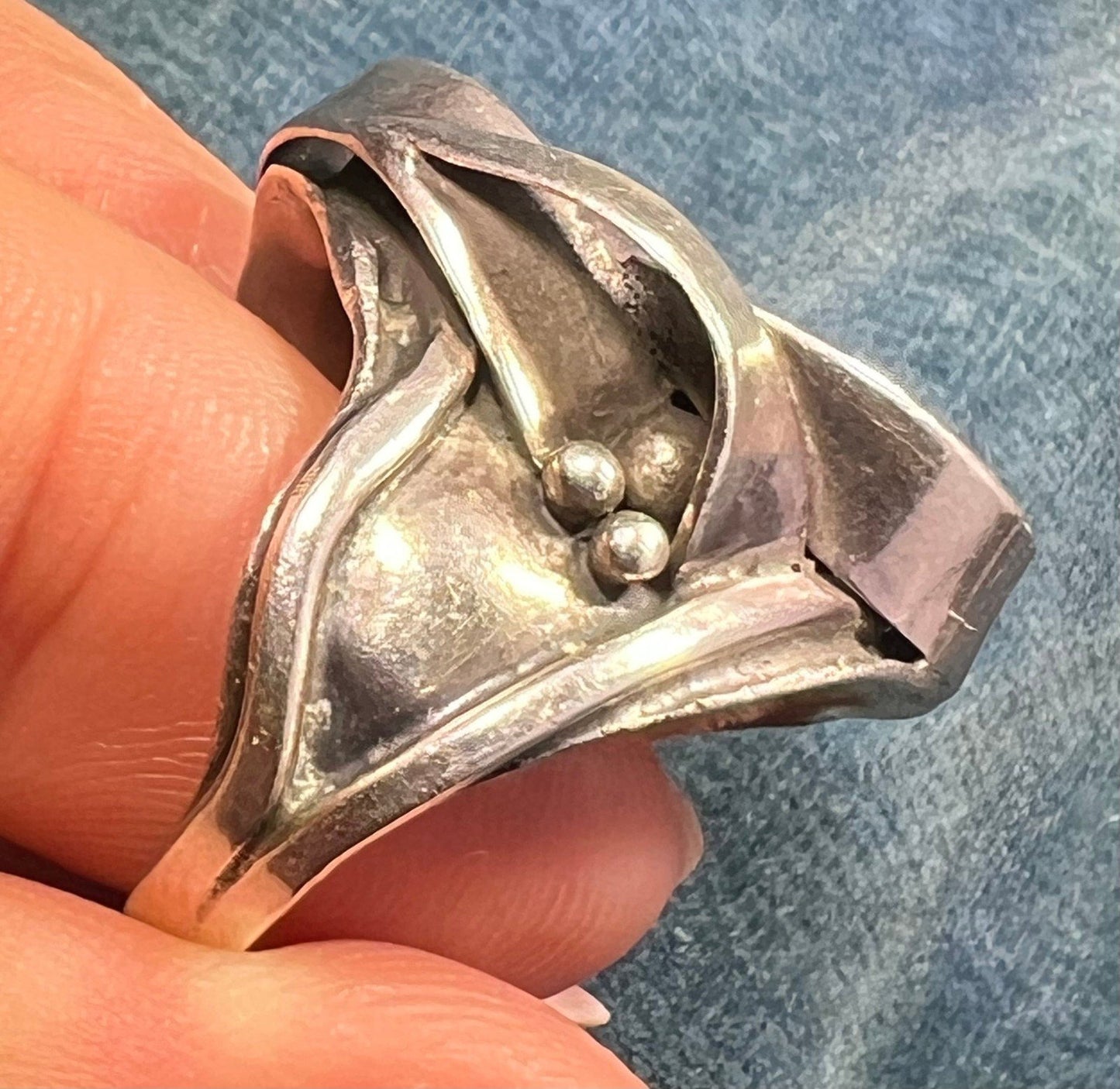 Australian Opal Ring in Old Pawn Sterling Silver. 1" + 10g *Video*