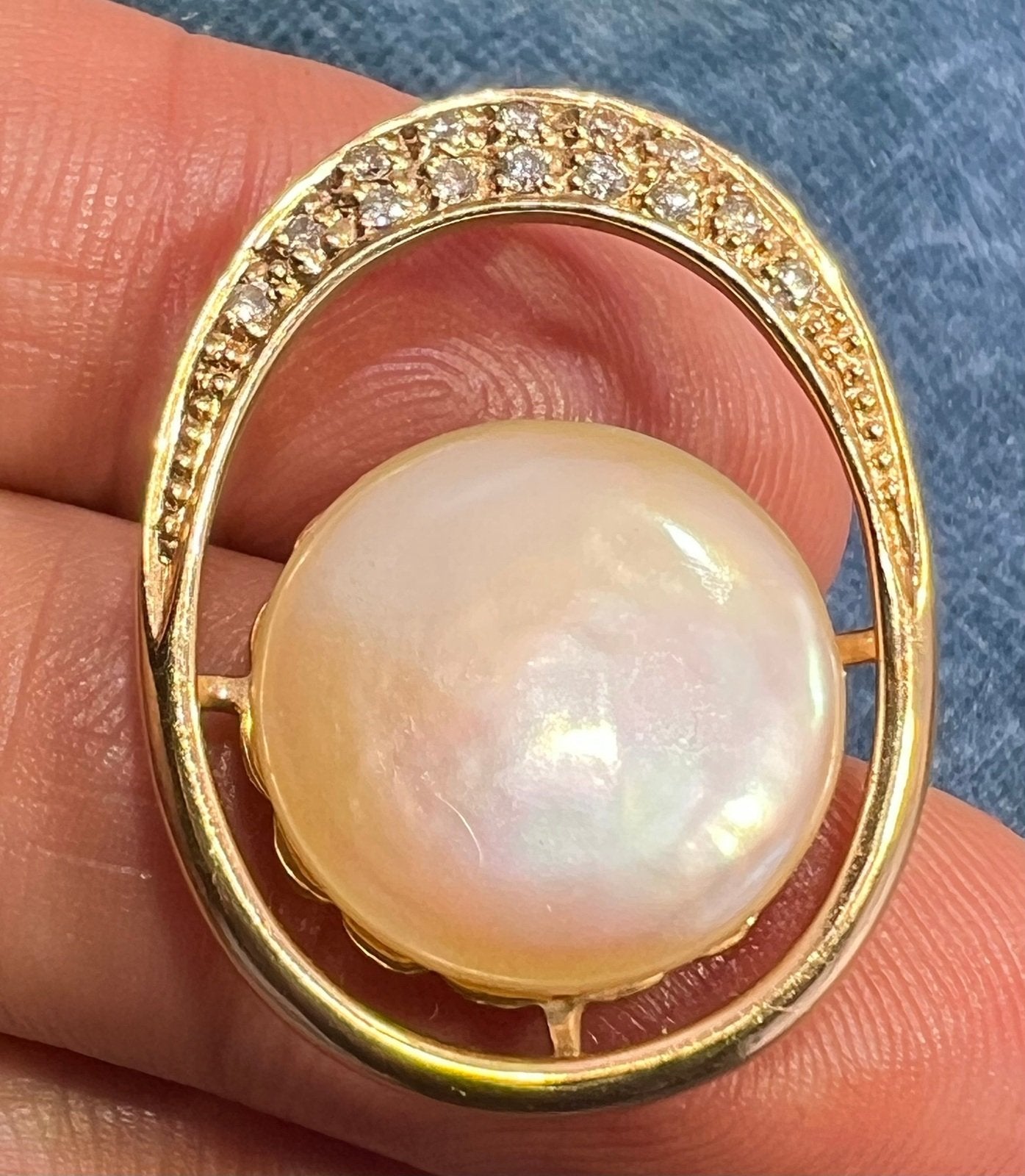 D- 14k Pearl Diamond Pendant Modern *Video*