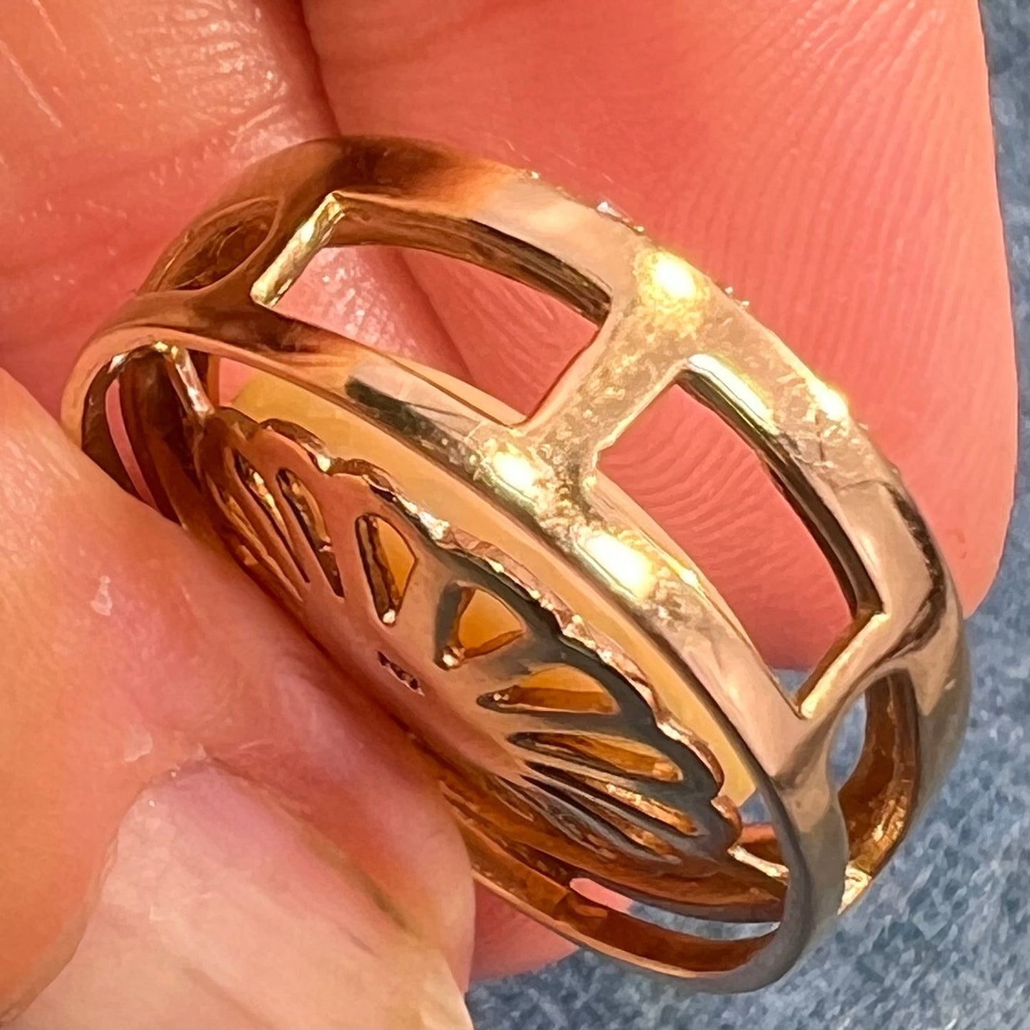 D- 14k Pearl Diamond Pendant Modern *Video*