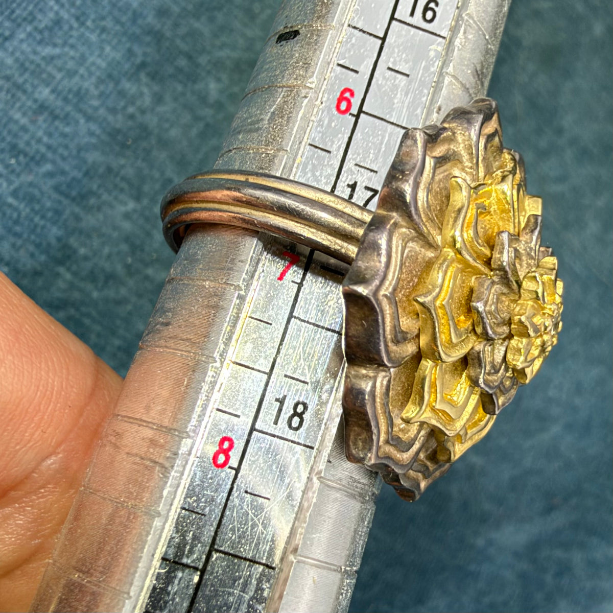 18k Yellow Gold + Silver Diamond Mandala Flower Ring. 1" + 12g