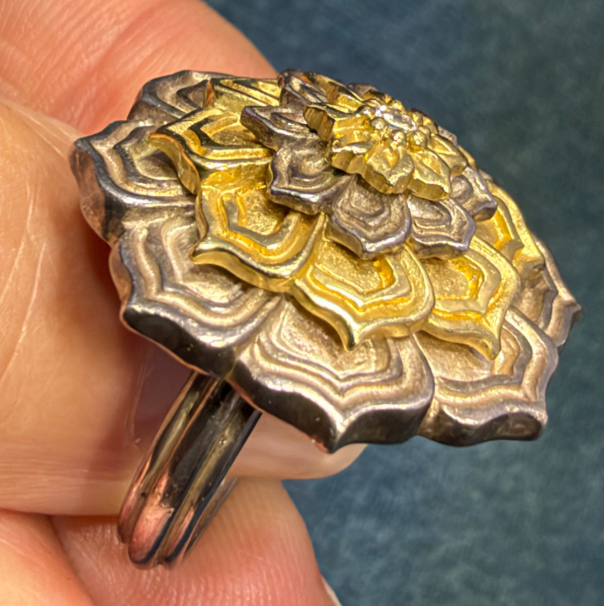 18k Yellow Gold + Silver Diamond Mandala Flower Ring. 1" + 12g