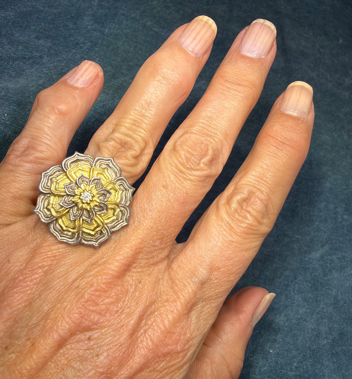 18k Yellow Gold + Silver Diamond Mandala Flower Ring. 1" + 12g