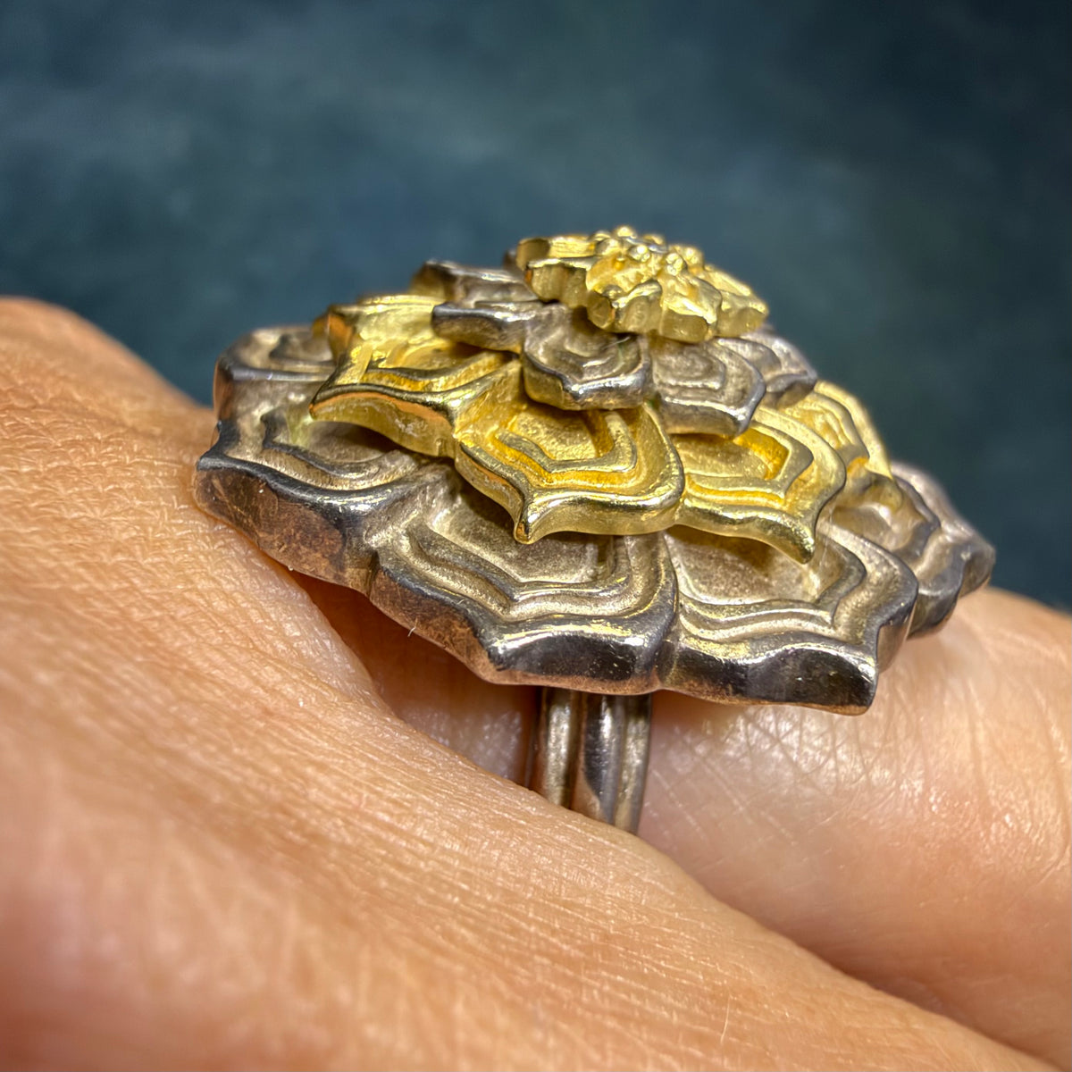 18k Yellow Gold + Silver Diamond Mandala Flower Ring. 1" + 12g
