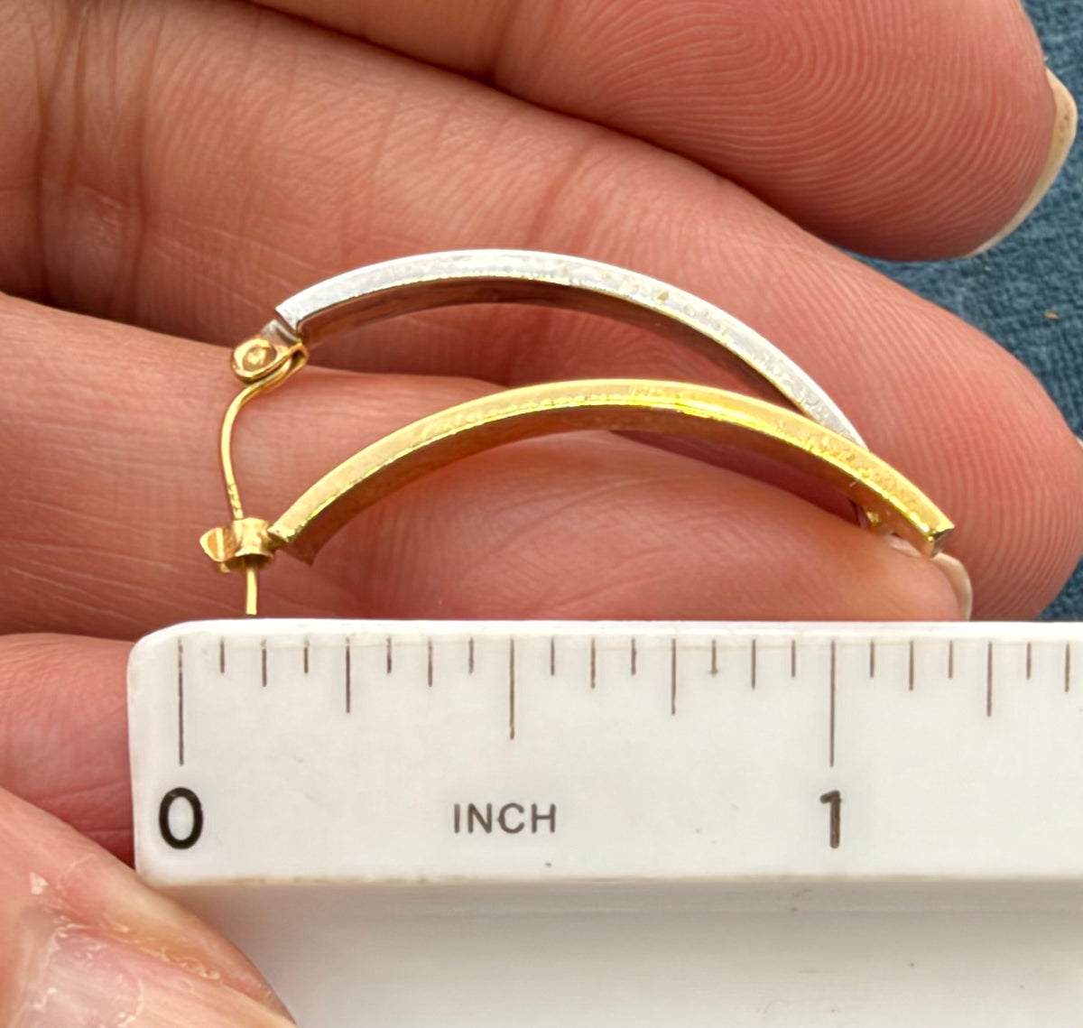 14k Yellow and White Gold Geometric Modern Edgy Hoop Earrings. 1.25"