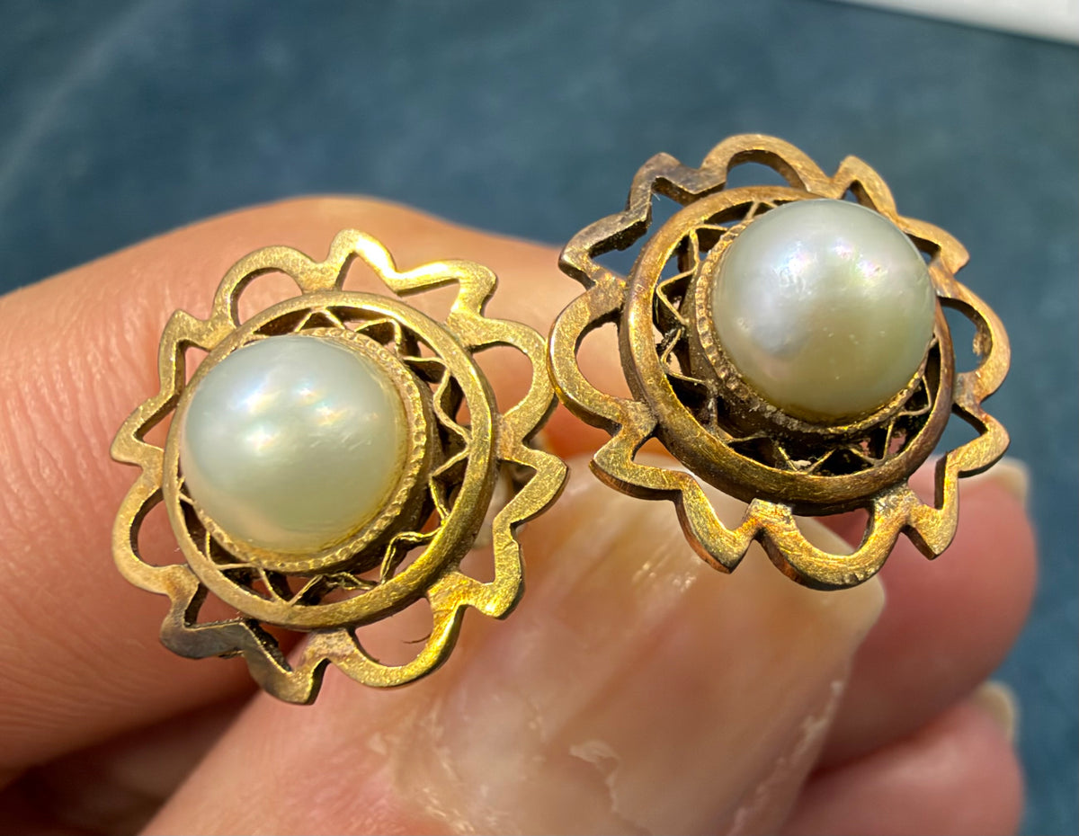 14k Yellow Rose Gold Pearl Earrings. Antique Filigree. 1/2 inch