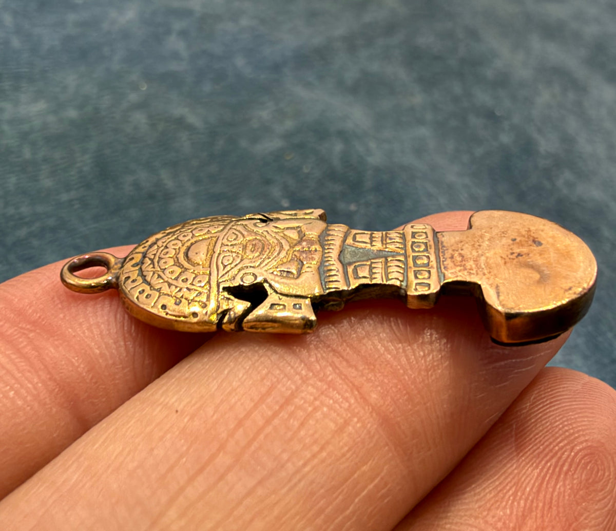18k Yellow Gold Peru TUMI Pendant. Incan Healing  Protection Amulet
