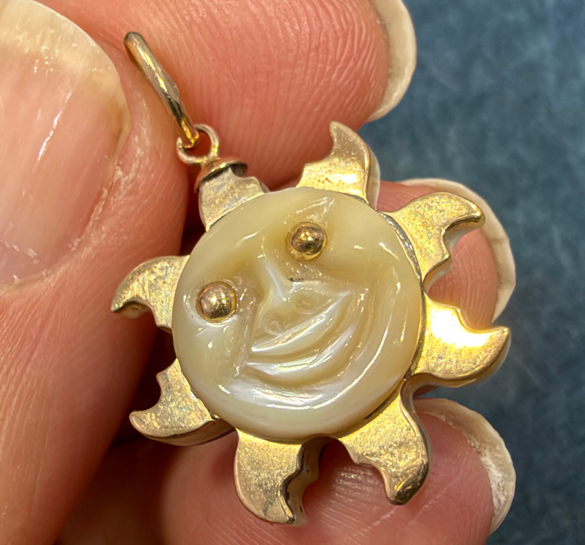 10k Yellow Gold Hand-Carved Face Ocean Shell SUN Pendant. Happy Summer