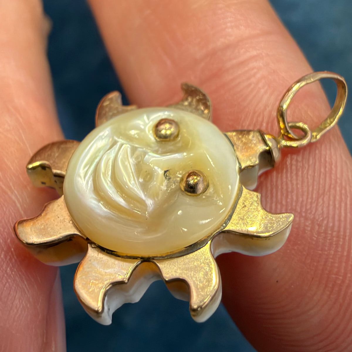 10k Yellow Gold Hand-Carved Face Ocean Shell SUN Pendant. Happy Summer