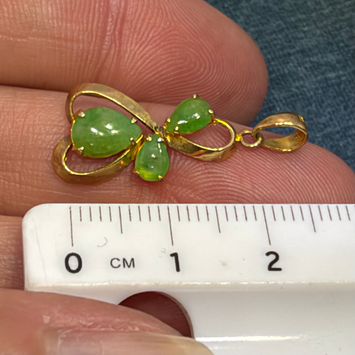 14k Gold Carved Natural Jade Ribbon Pendant. Apple Green. 1"
