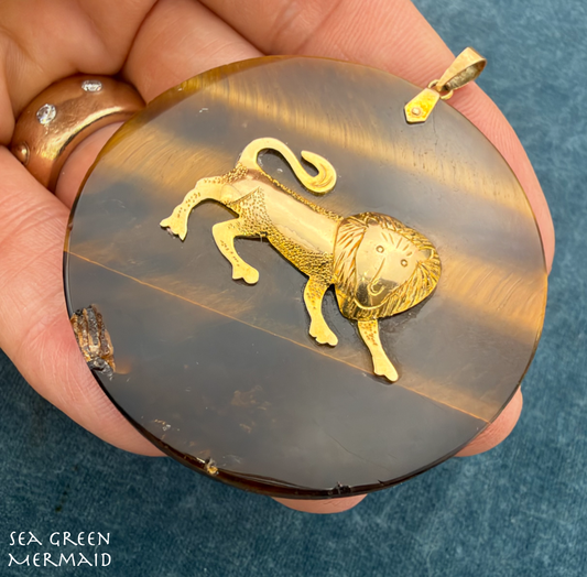 14k Yellow Gold Leo Lion on Tiger Eye 60s Medallion Pendant. 2" + 23g